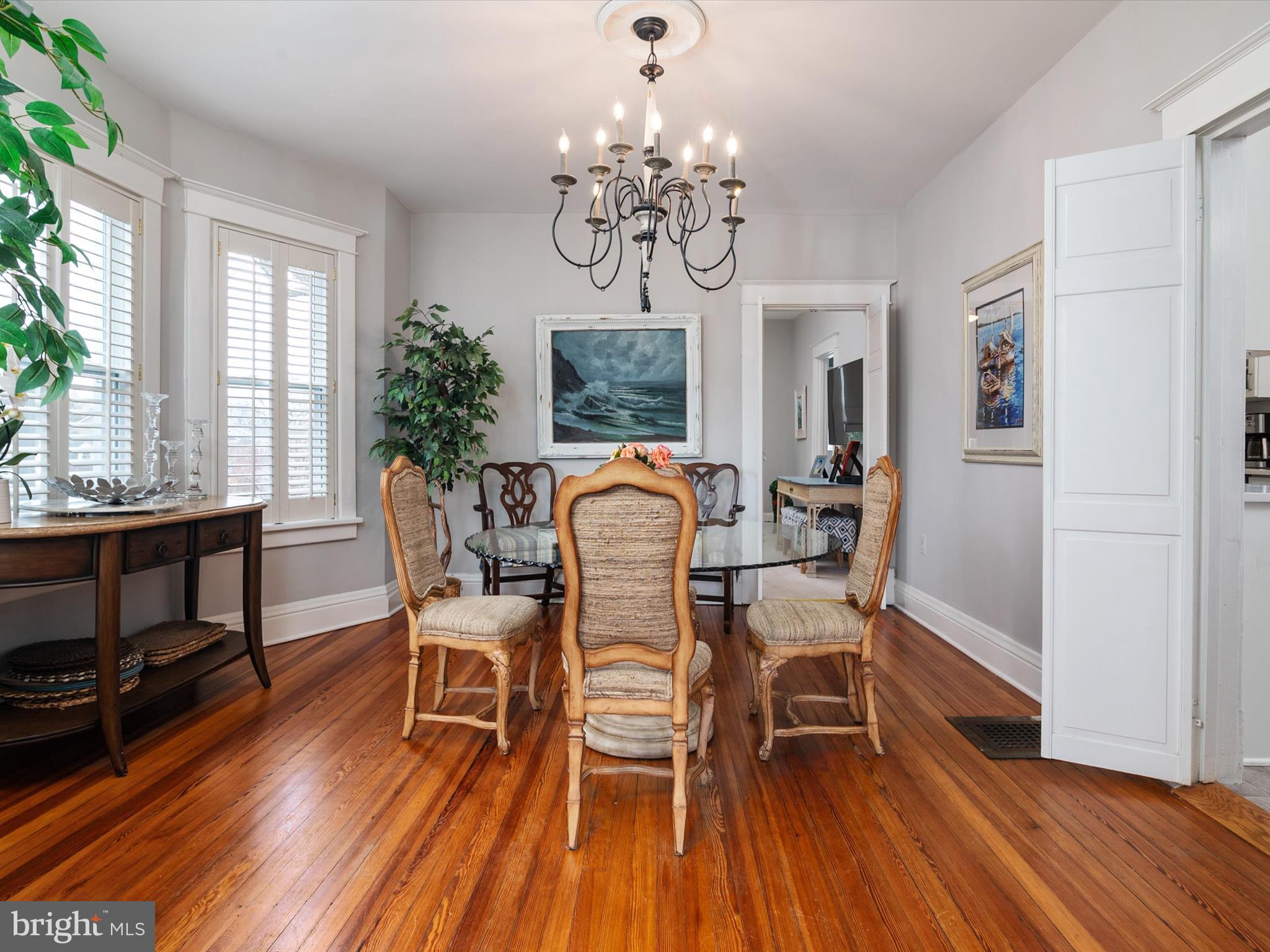 MURRAY HILL - Residential