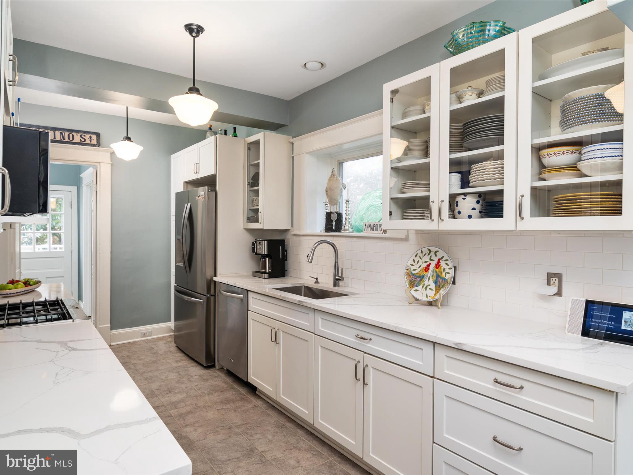 MURRAY HILL - Residential