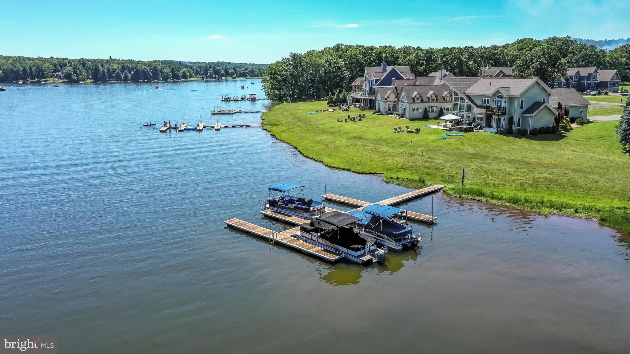 WATERFRONT GREENS - Residential