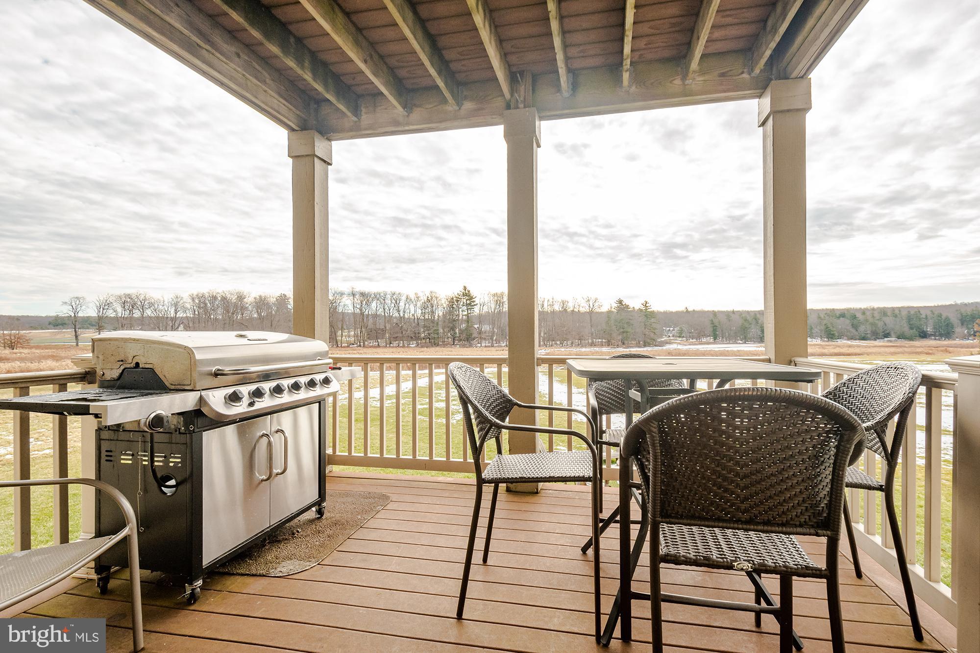 WATERFRONT GREENS - Residential