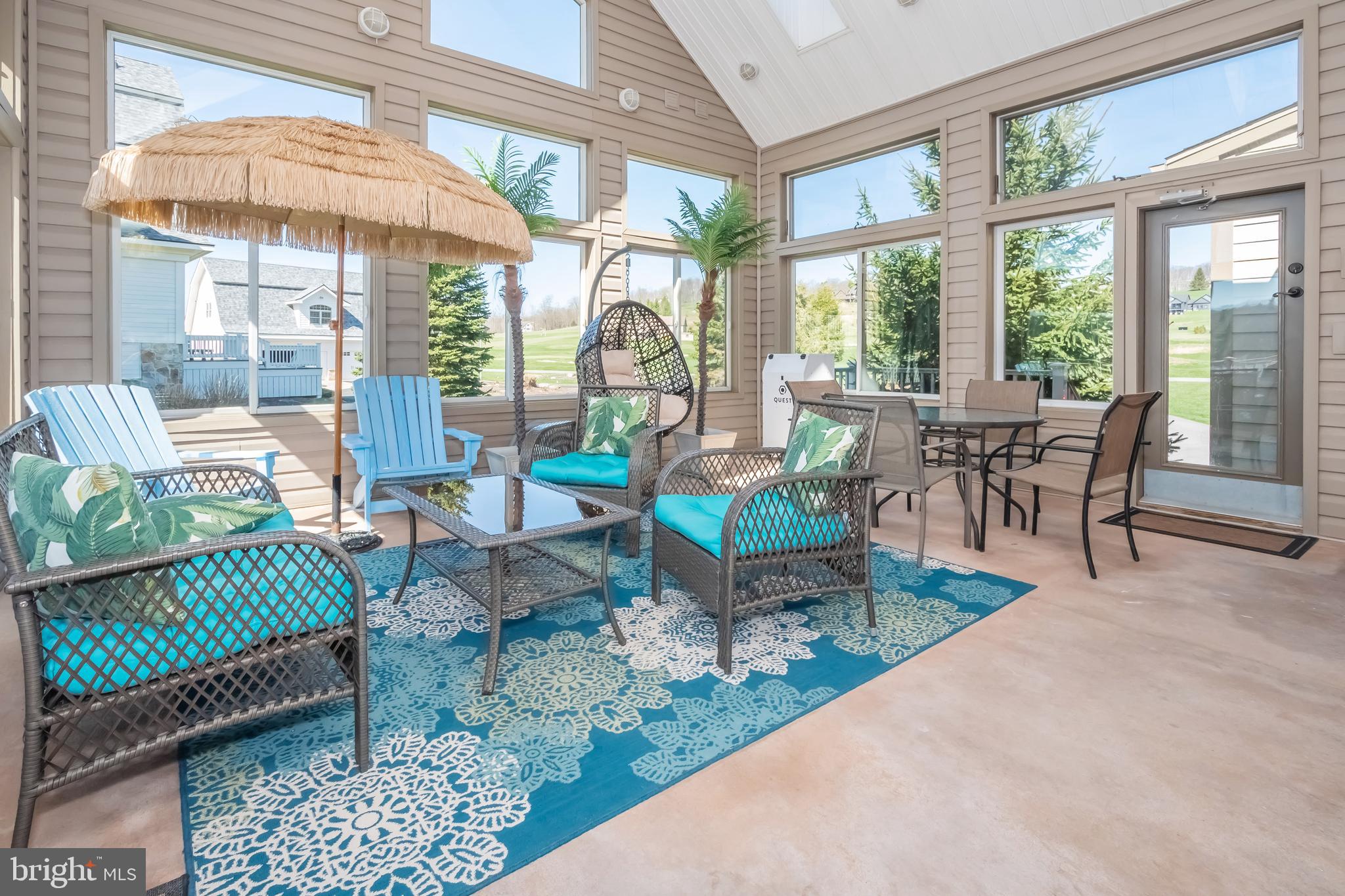 WATERFRONT GREENS - Residential