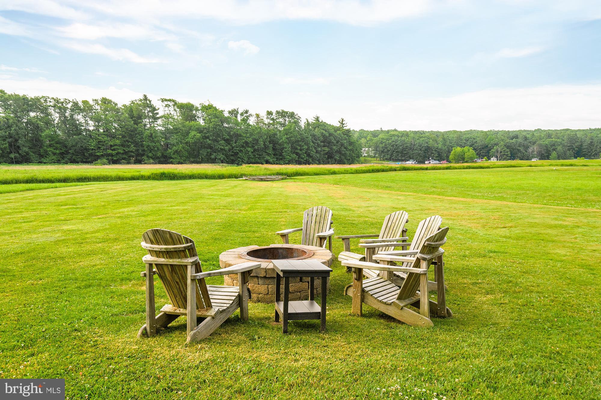 WATERFRONT GREENS - Residential
