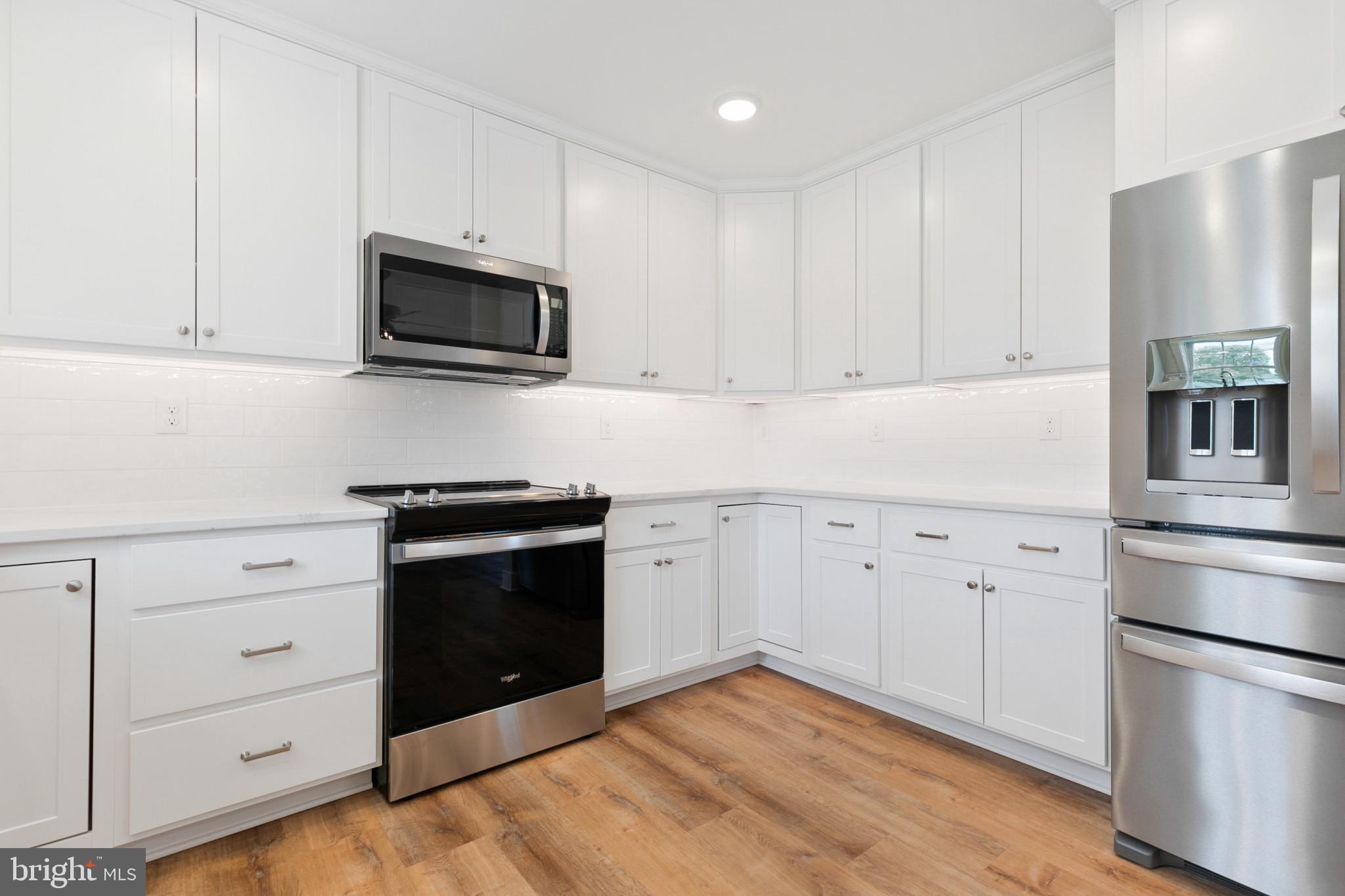 LYNDHURST - Residential