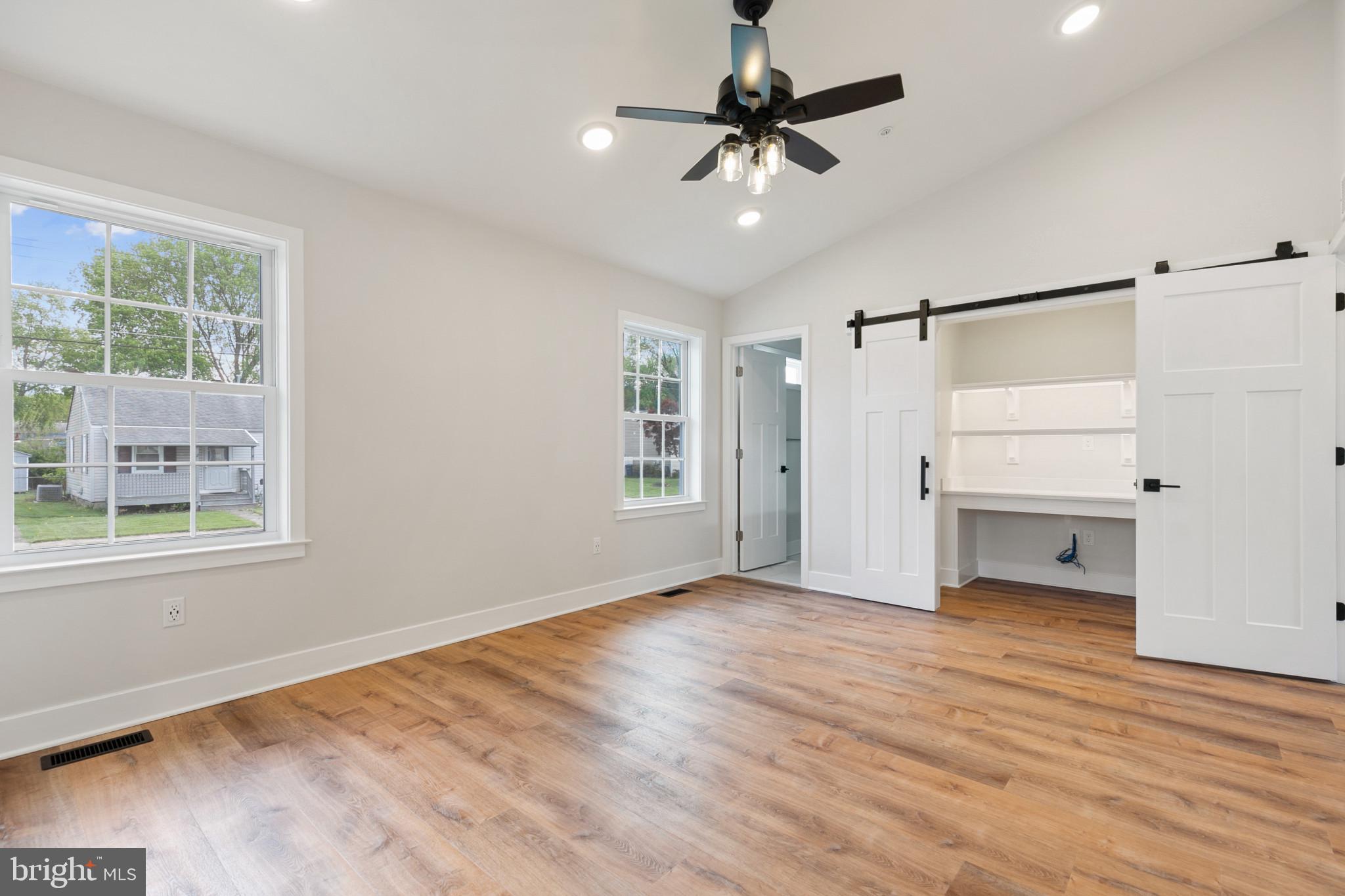 LYNDHURST - Residential