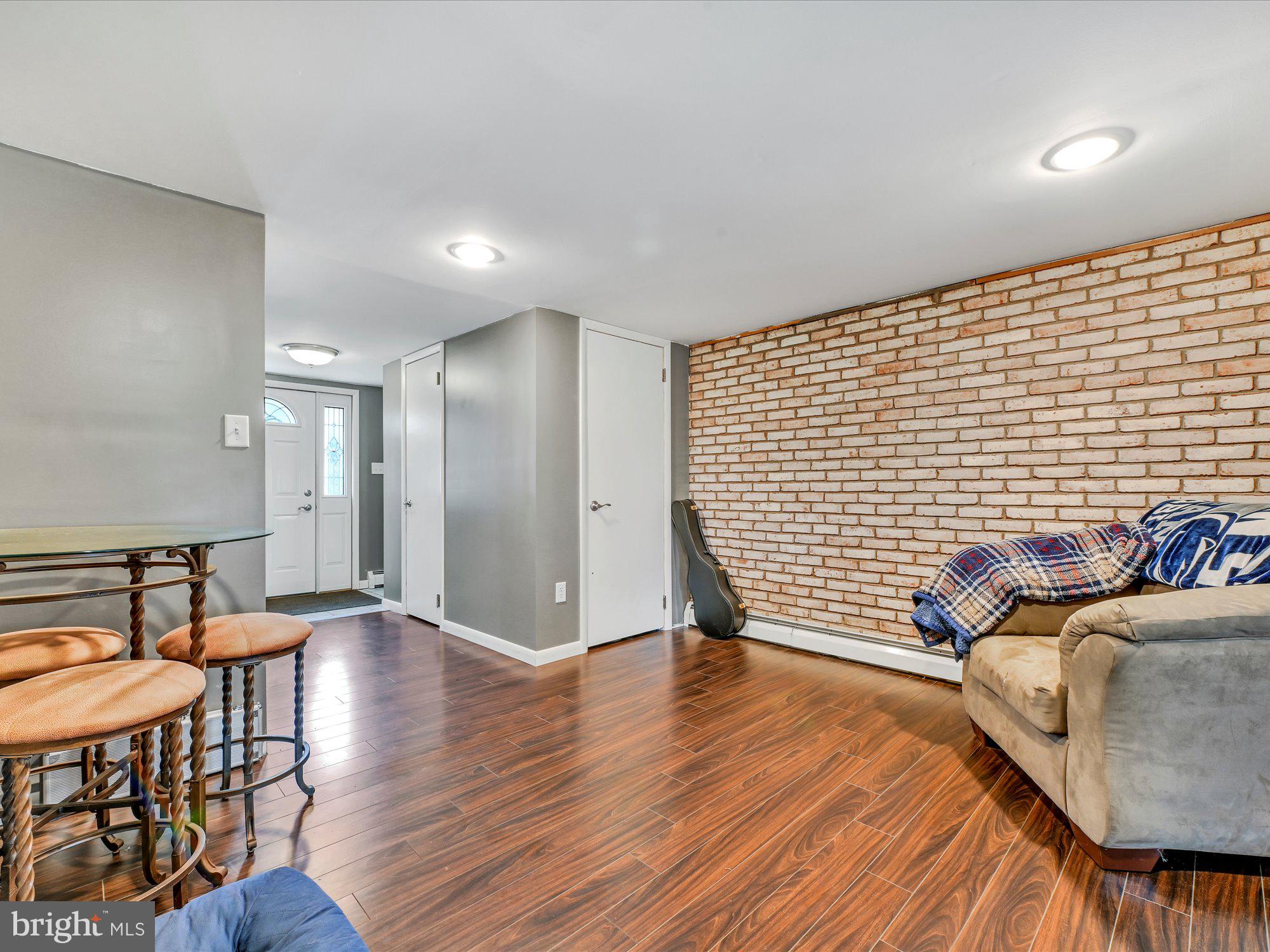 BUCK RUN - Residential