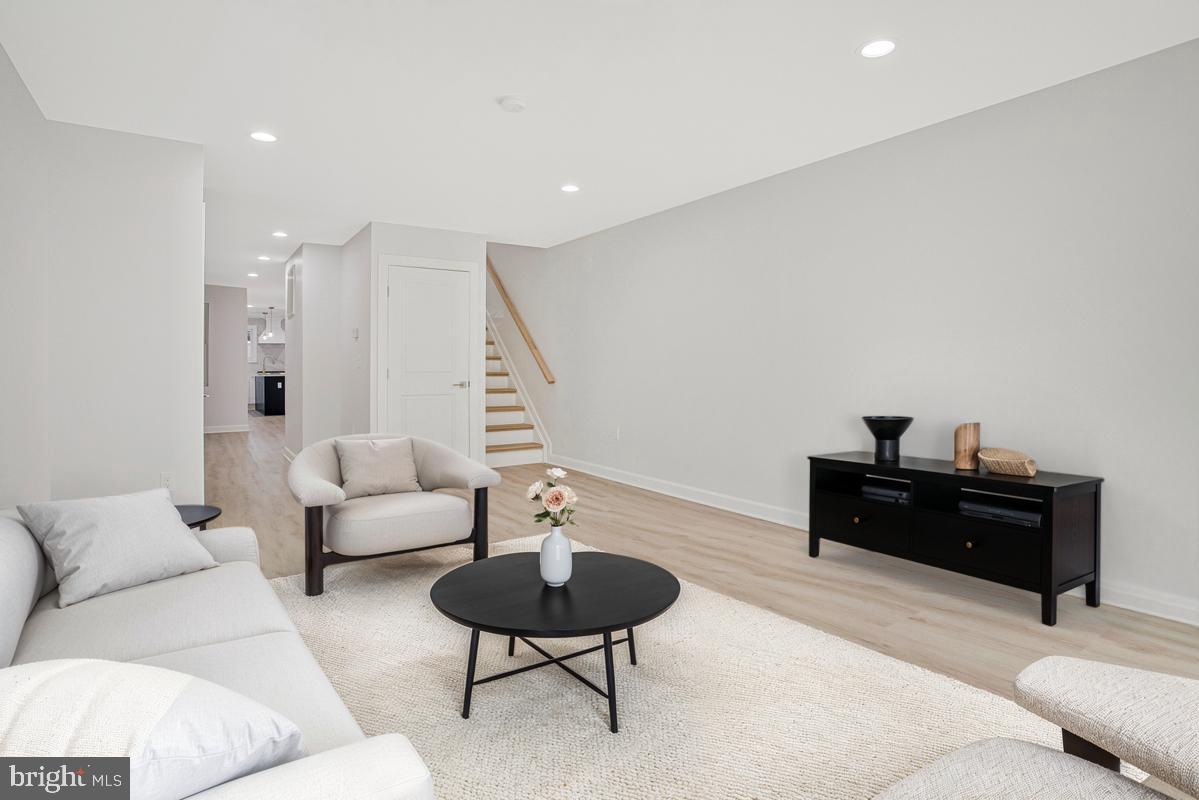 RESERVOIR HILL - Residential