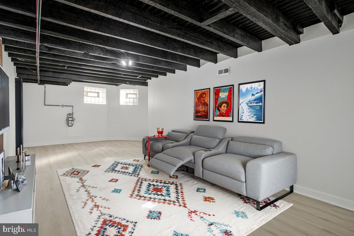 RESERVOIR HILL - Residential