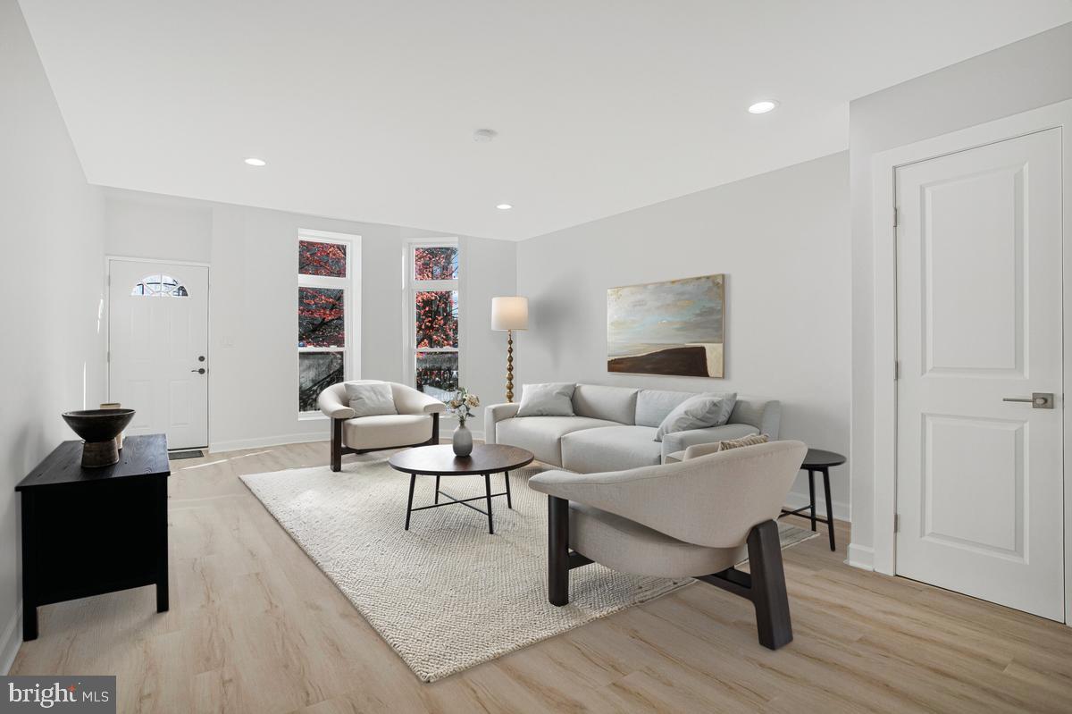 RESERVOIR HILL - Residential