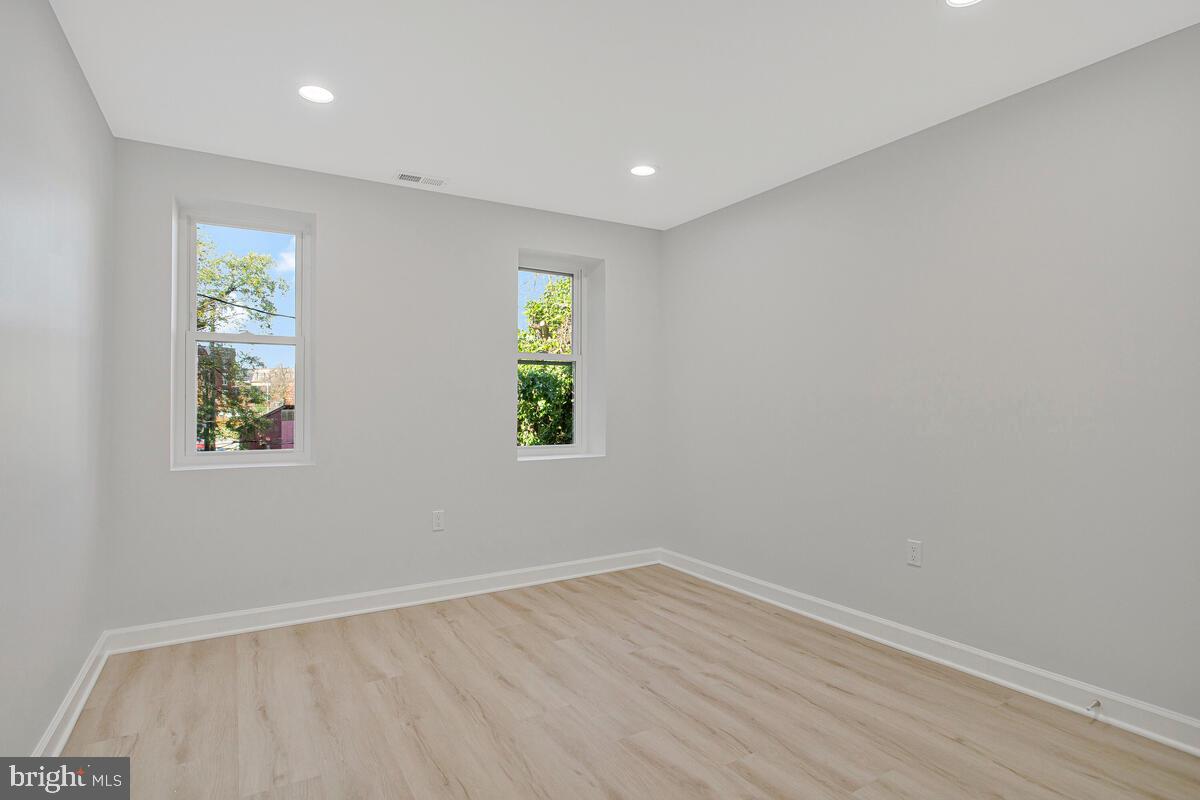 RESERVOIR HILL - Residential