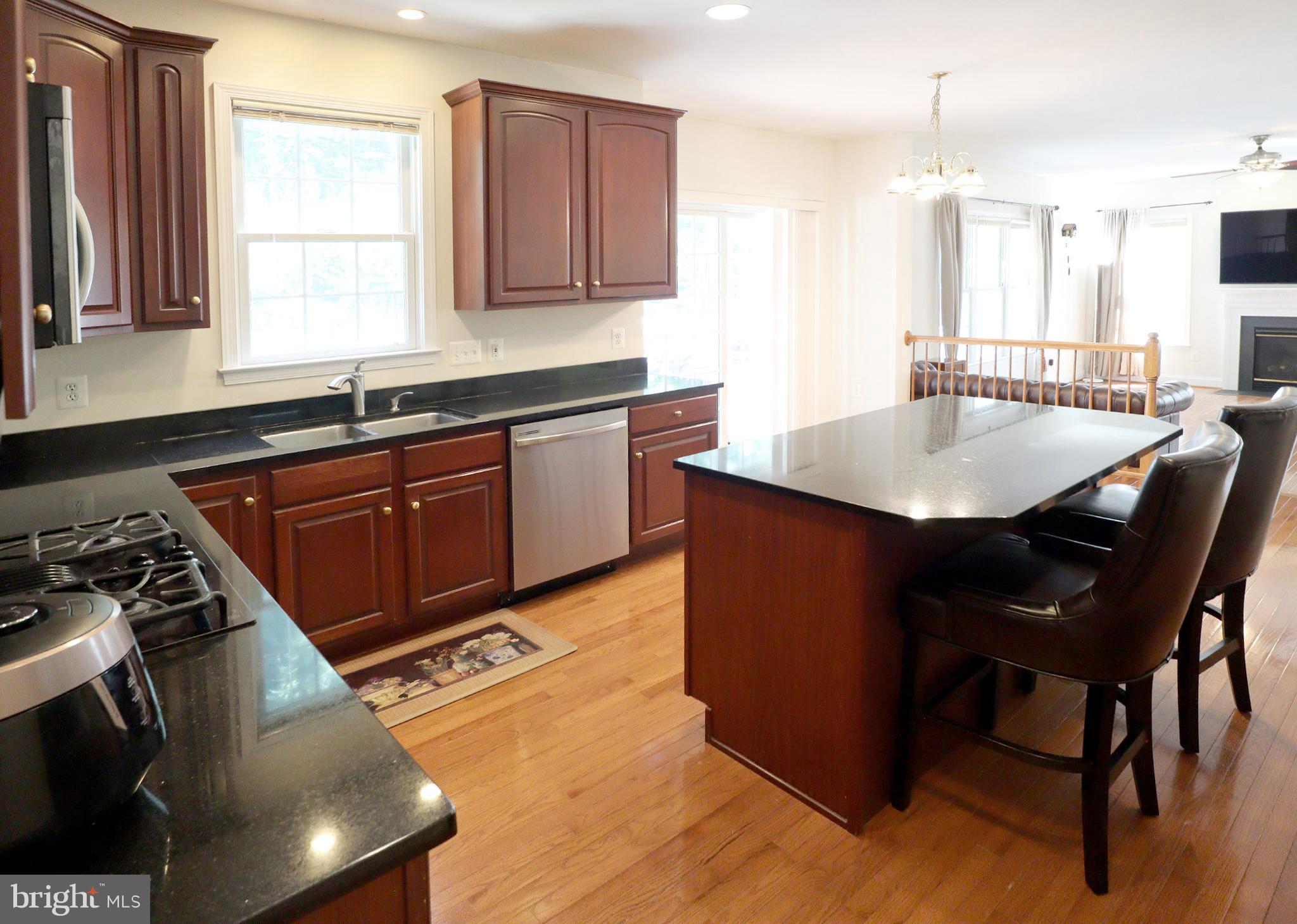 FOURWINDS - Residential