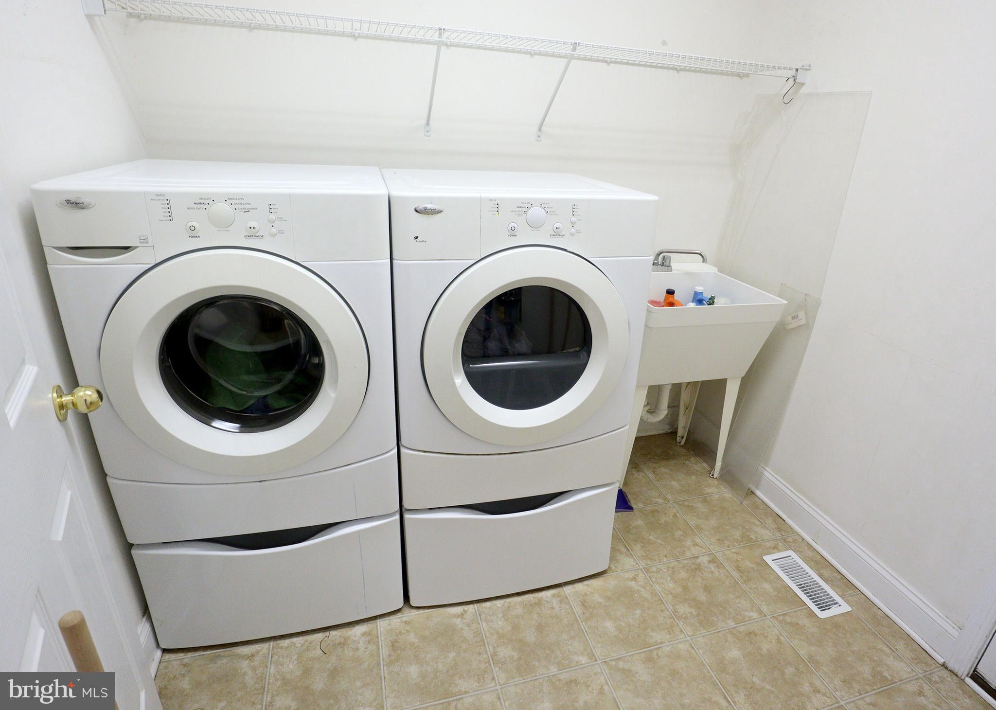 FOURWINDS - Residential