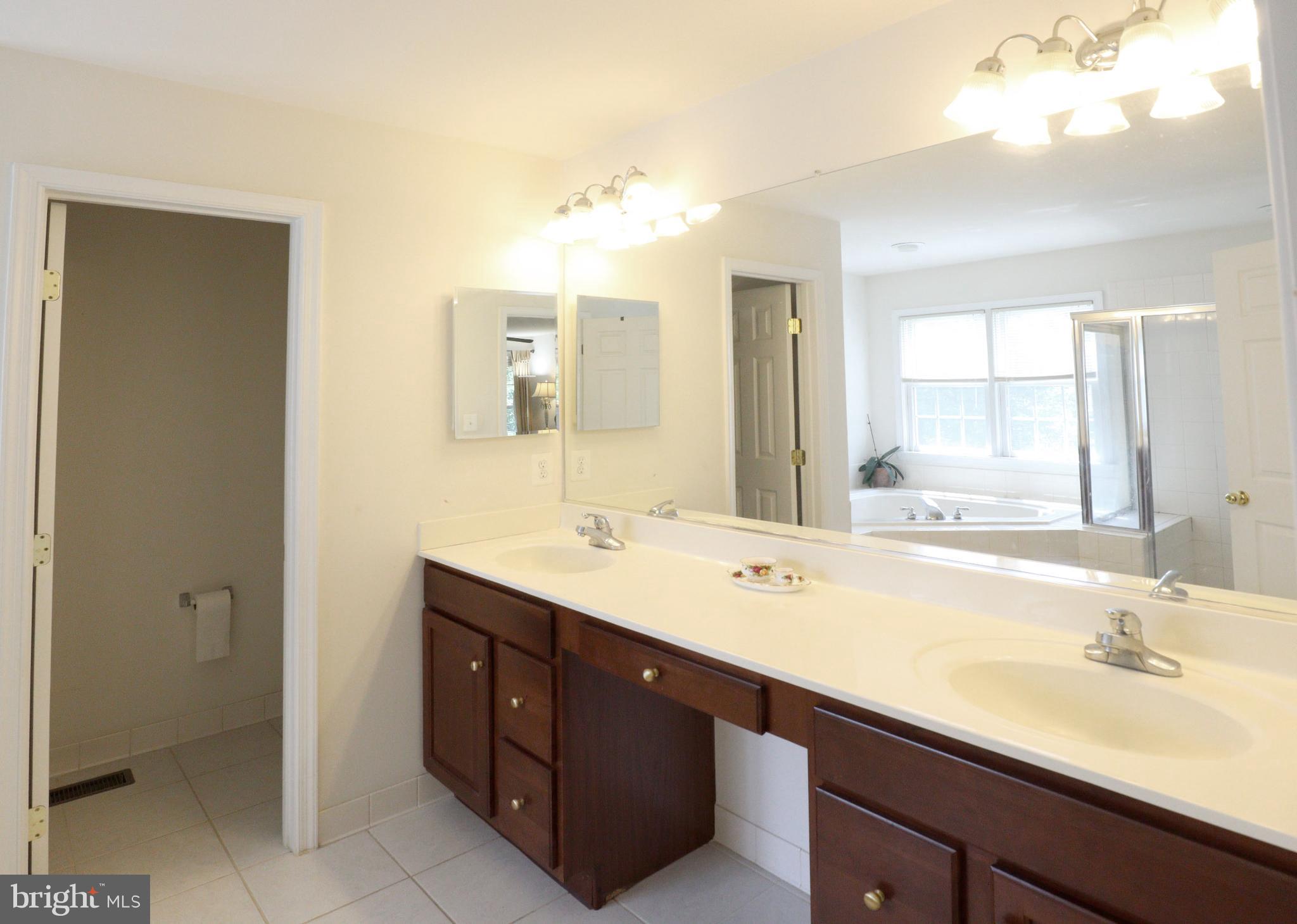 FOURWINDS - Residential