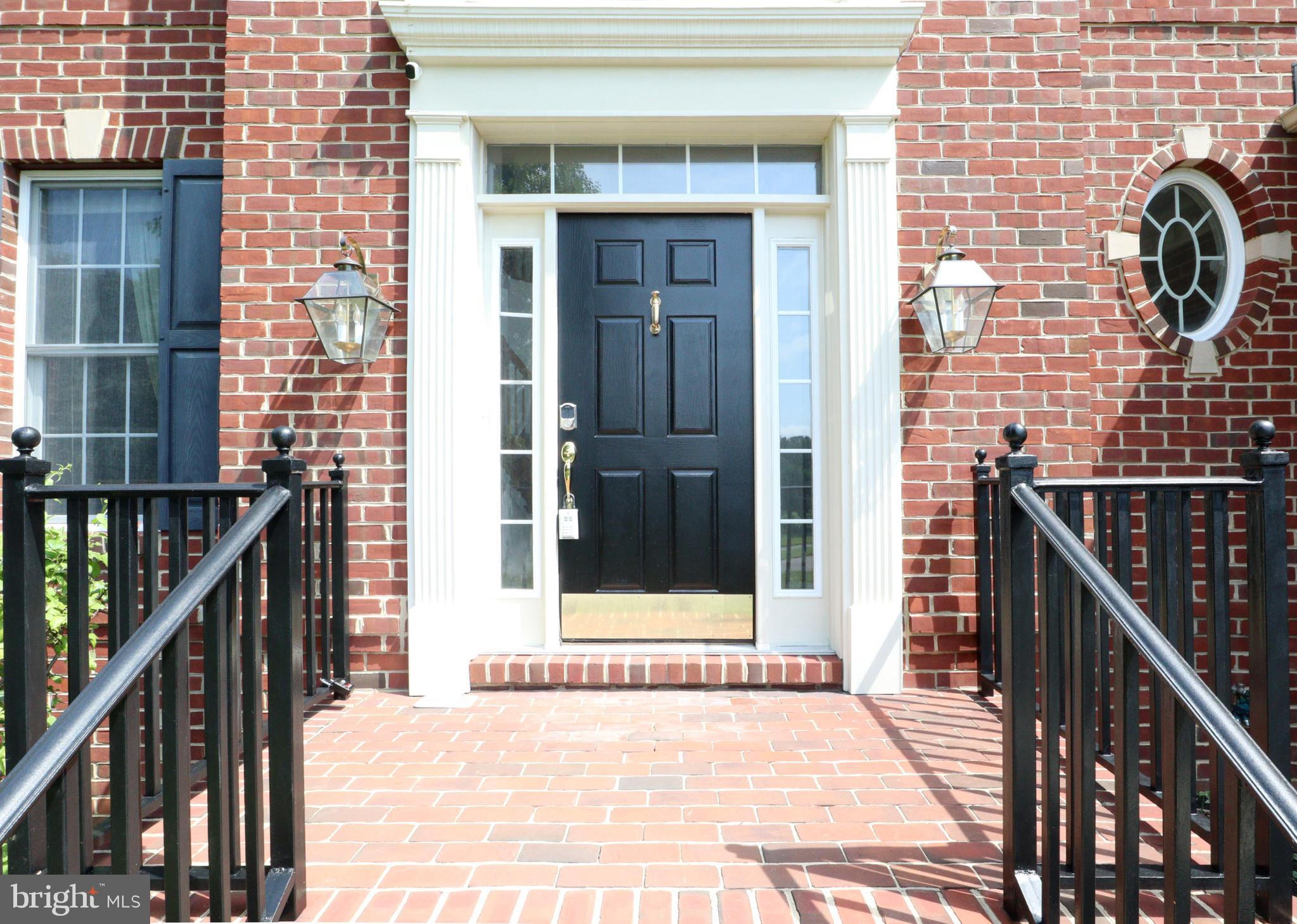 FOURWINDS - Residential