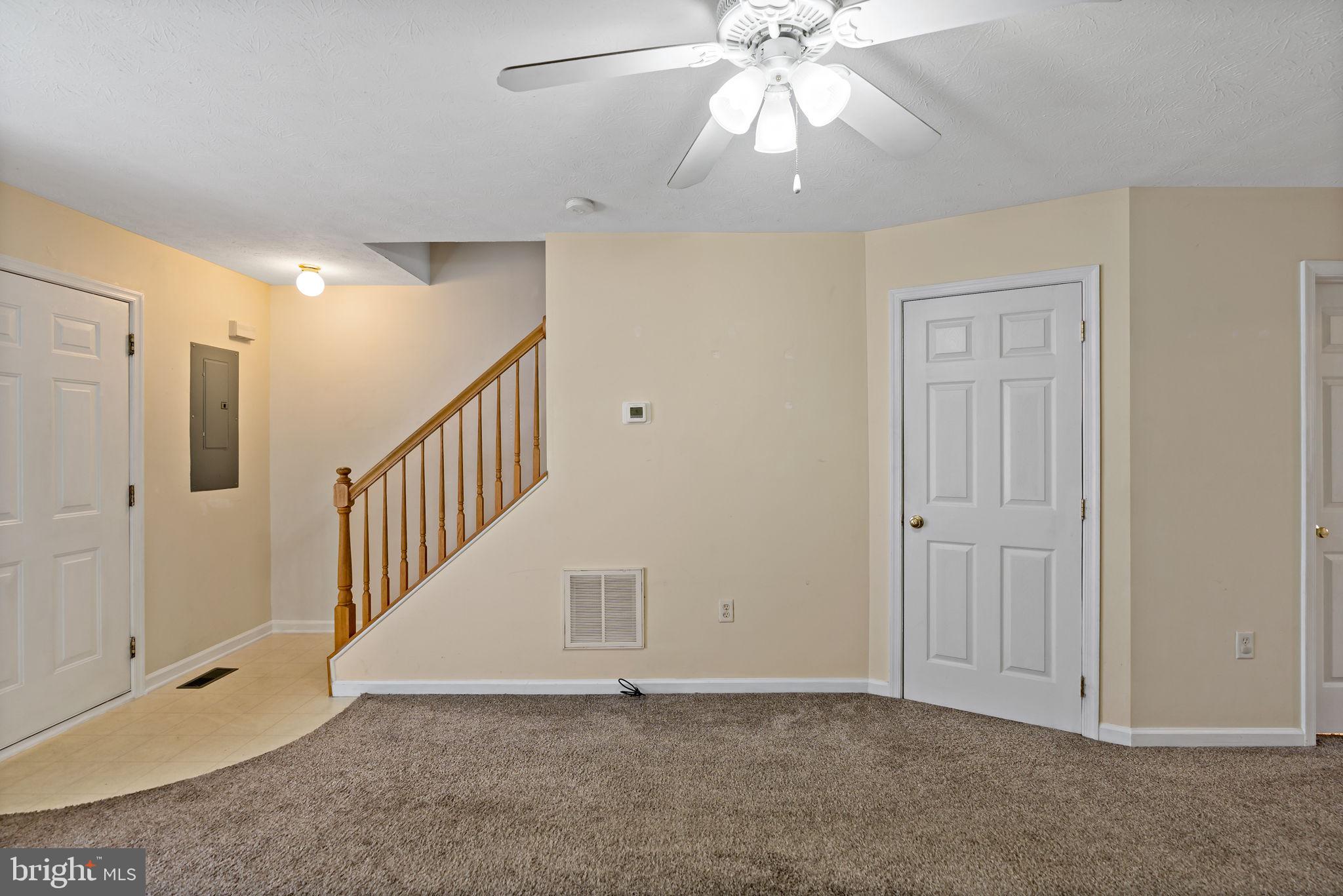 TABLER STATION MANOR - Residential