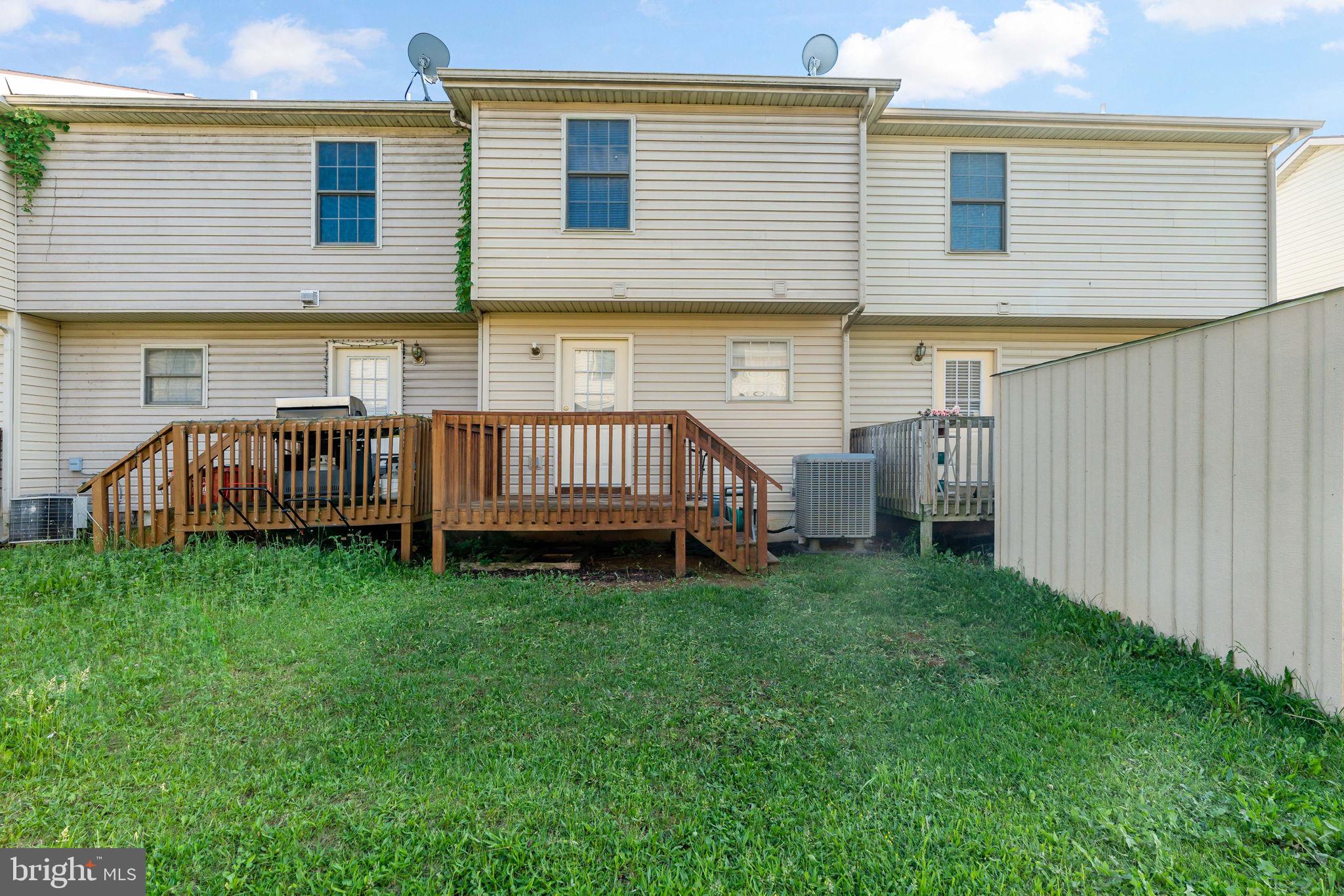 TABLER STATION MANOR - Residential