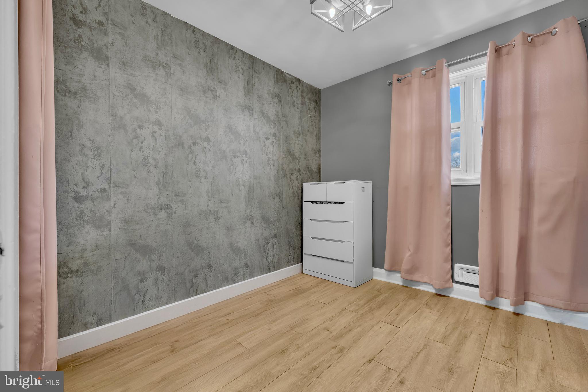 HILLENDALE - Residential