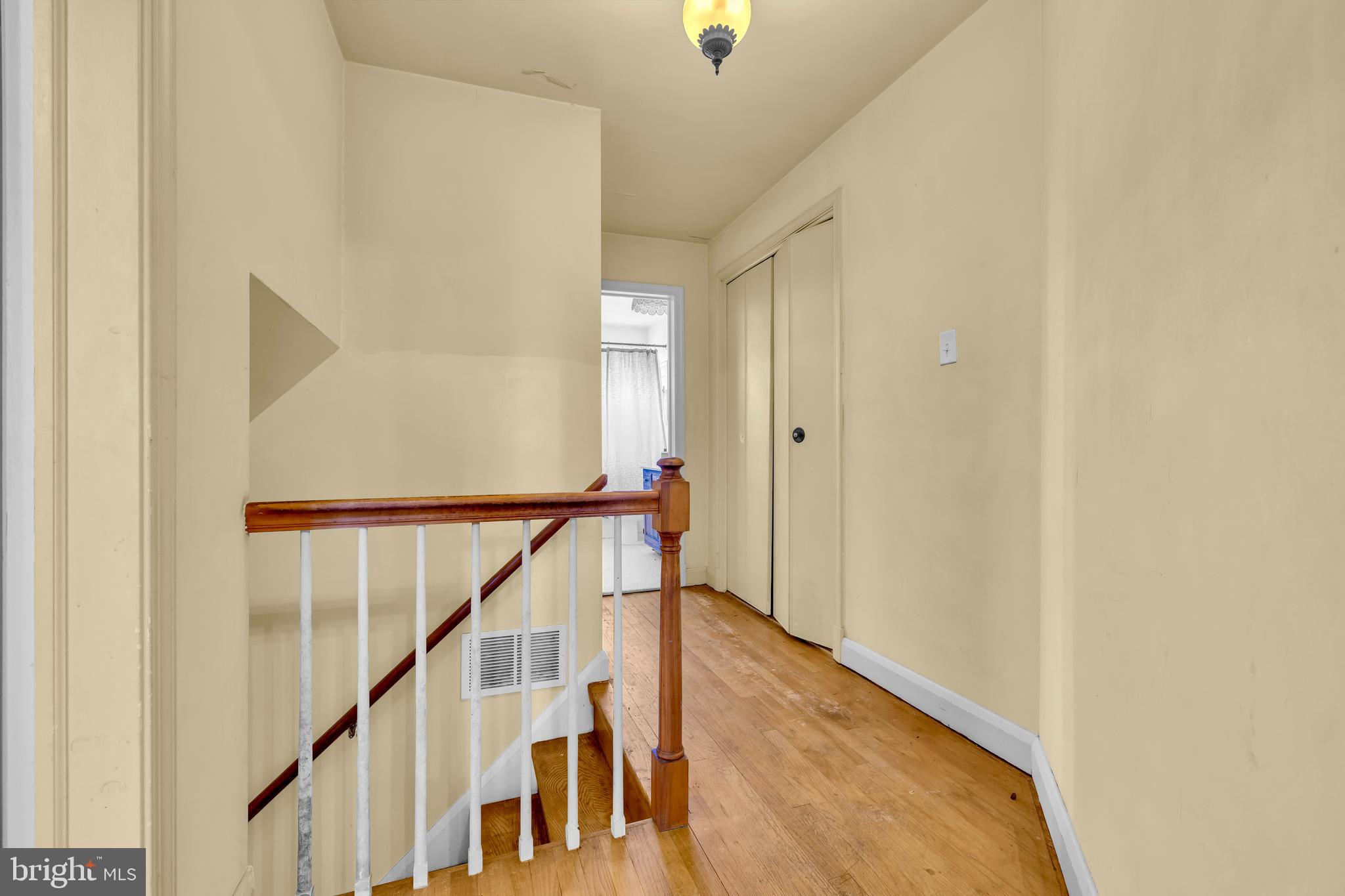 HILLENDALE - Residential