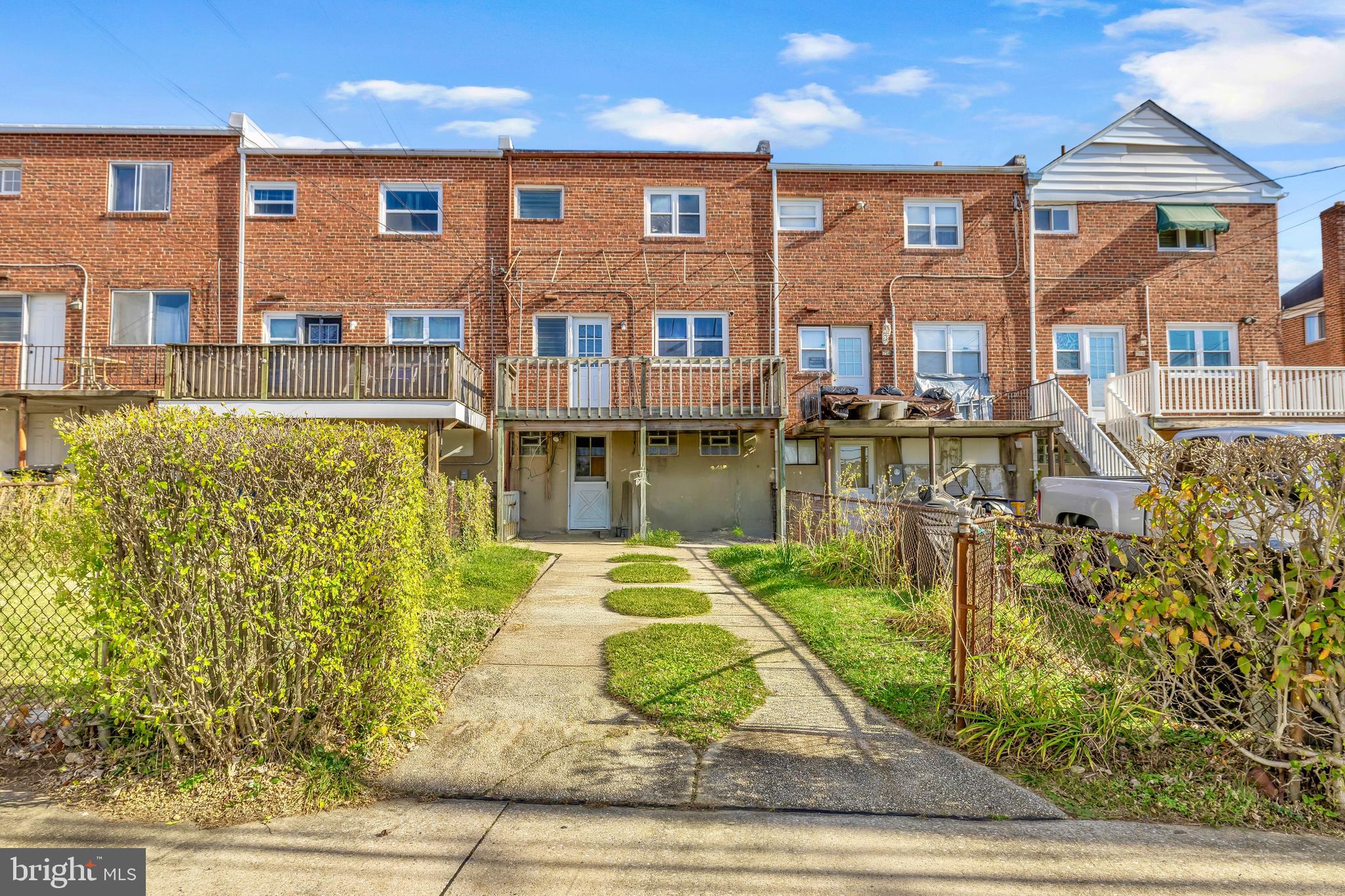 HILLENDALE - Residential