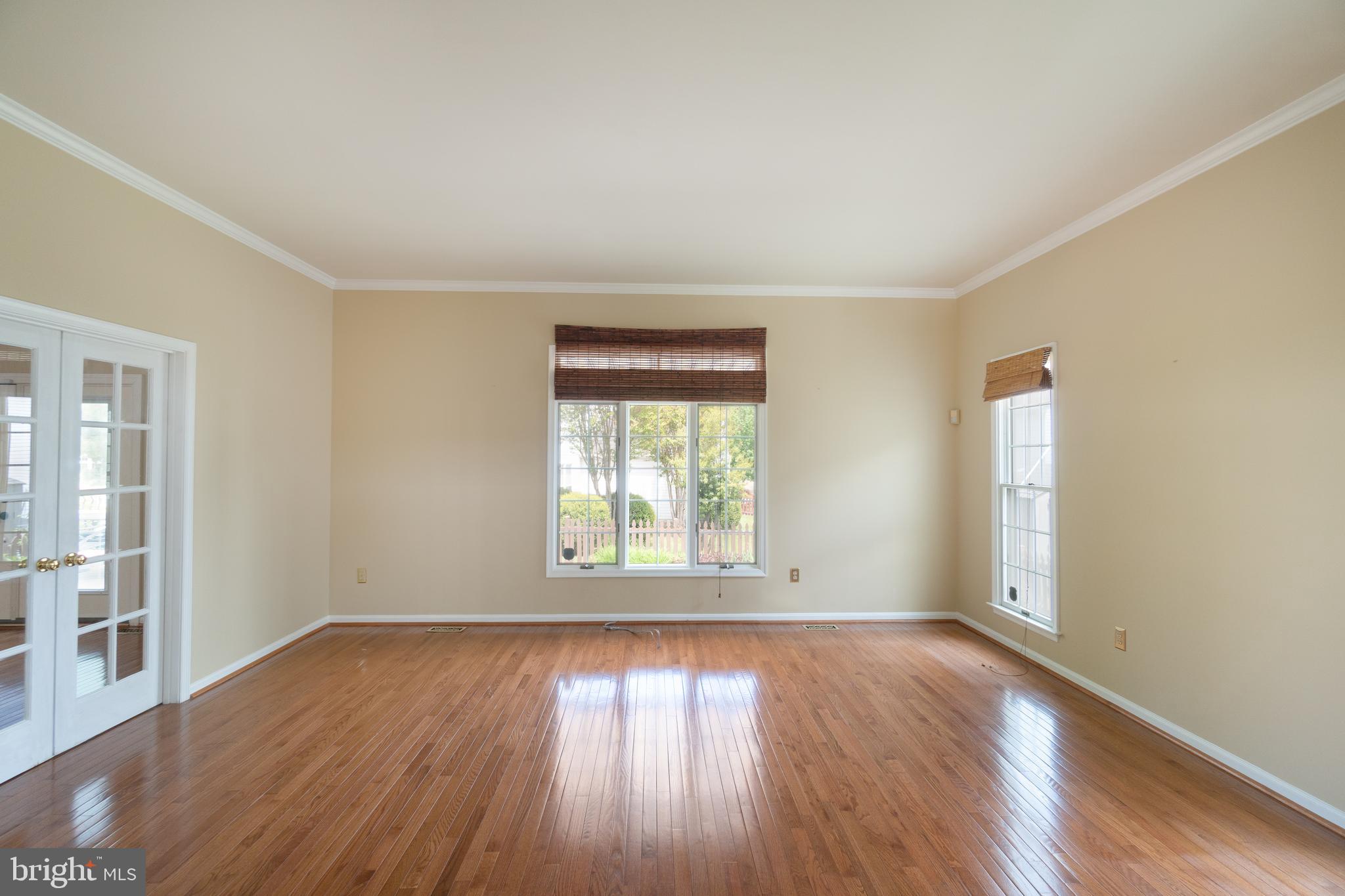 SEVEN OAKS - Residential Lease