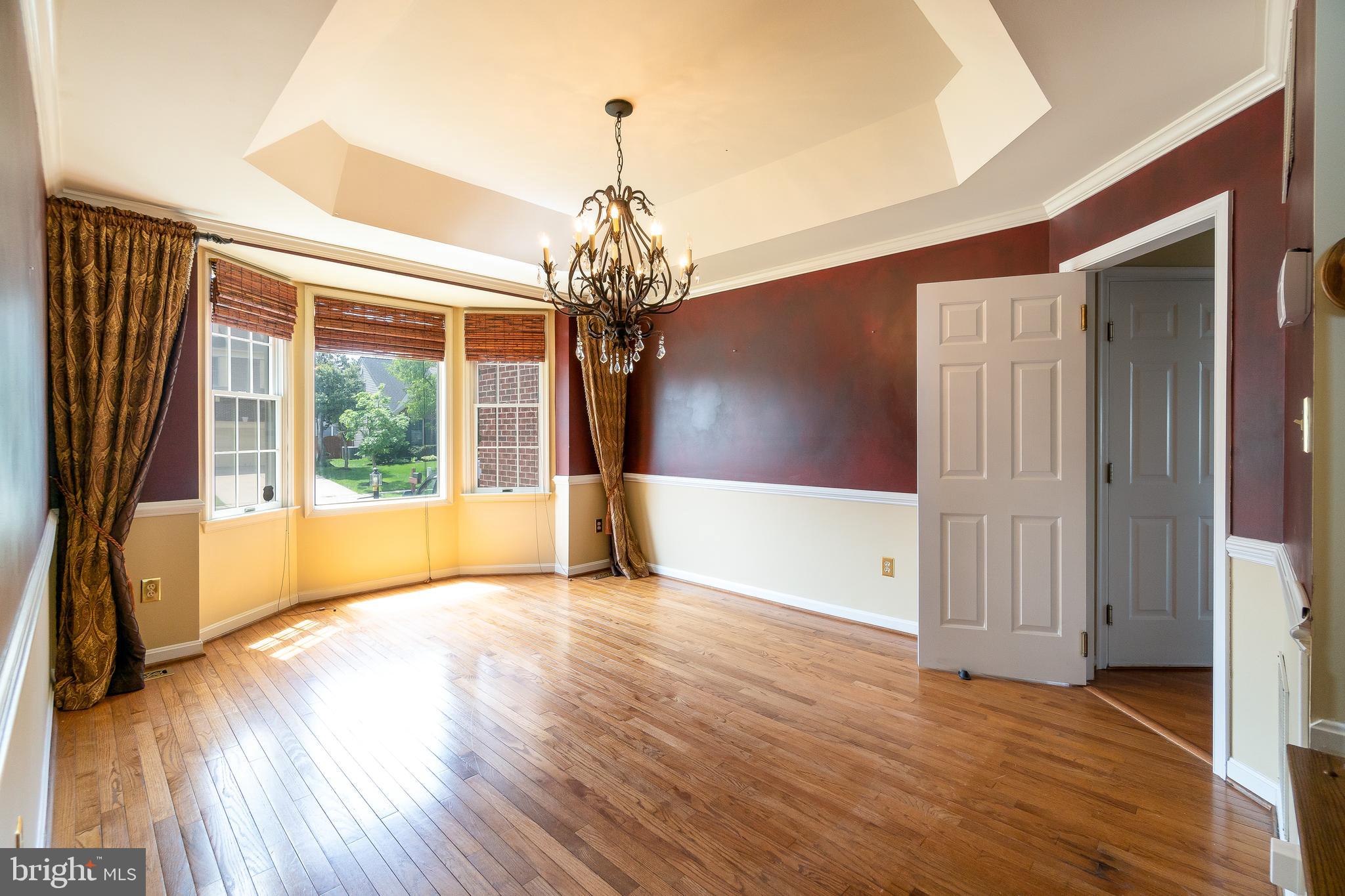 SEVEN OAKS - Residential Lease