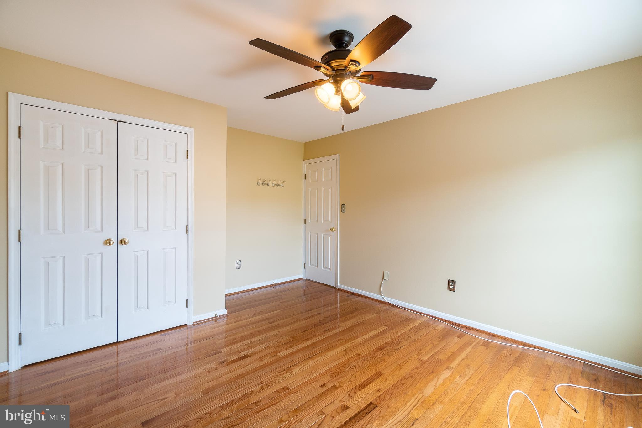 SEVEN OAKS - Residential Lease