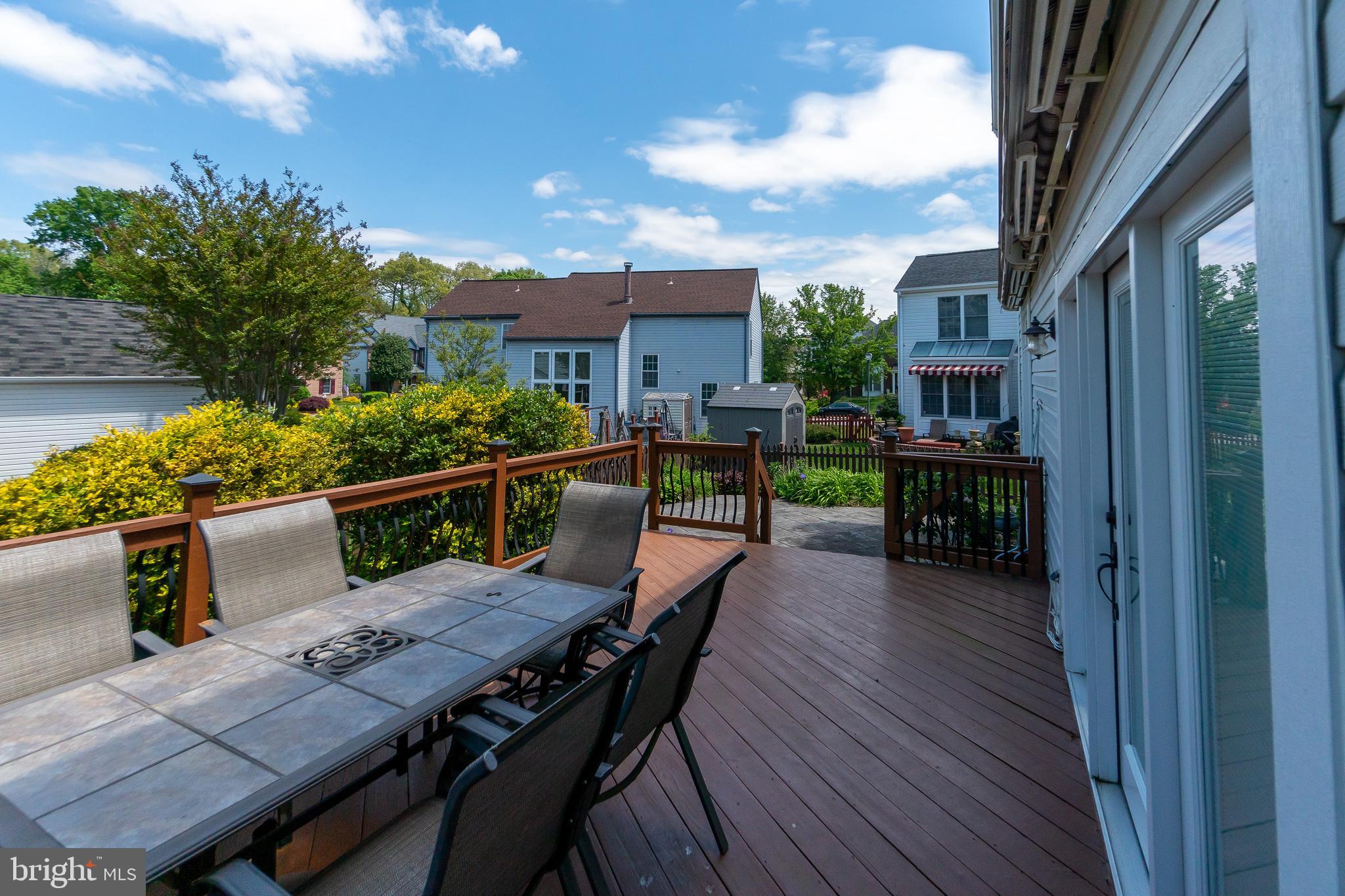 SEVEN OAKS - Residential Lease