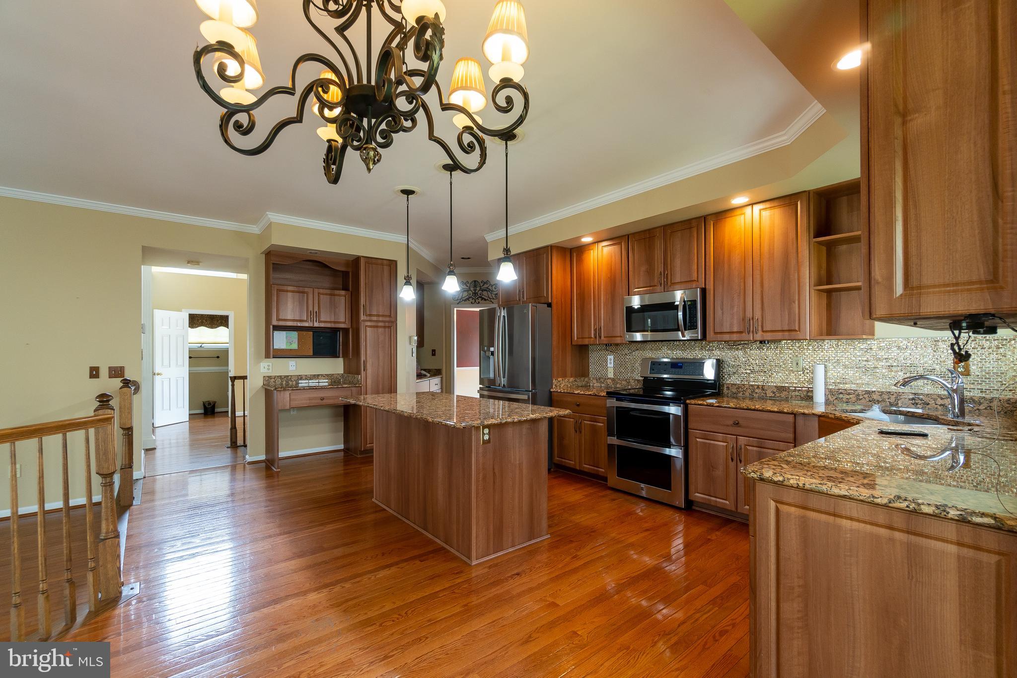 SEVEN OAKS - Residential Lease