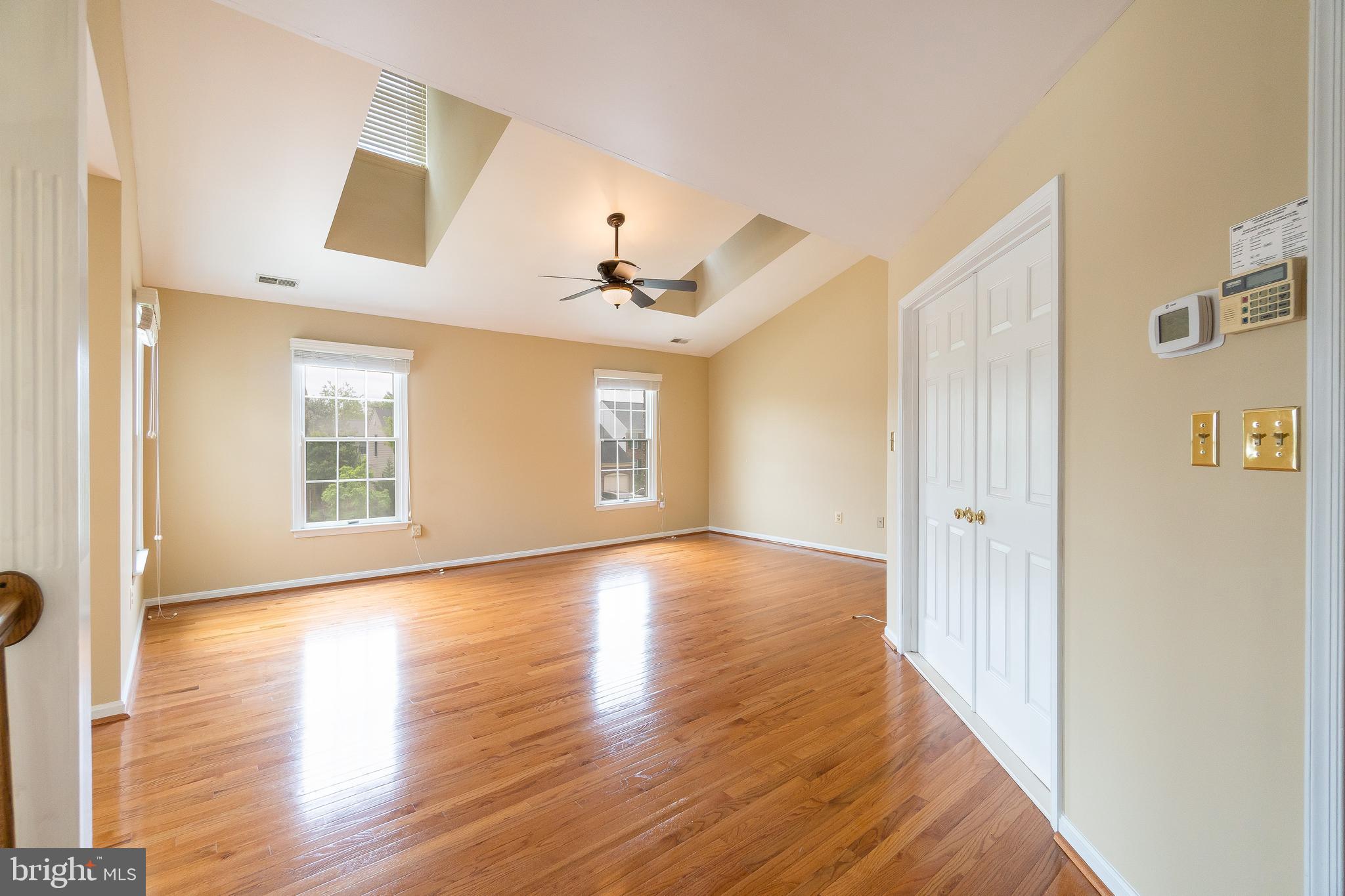 SEVEN OAKS - Residential Lease