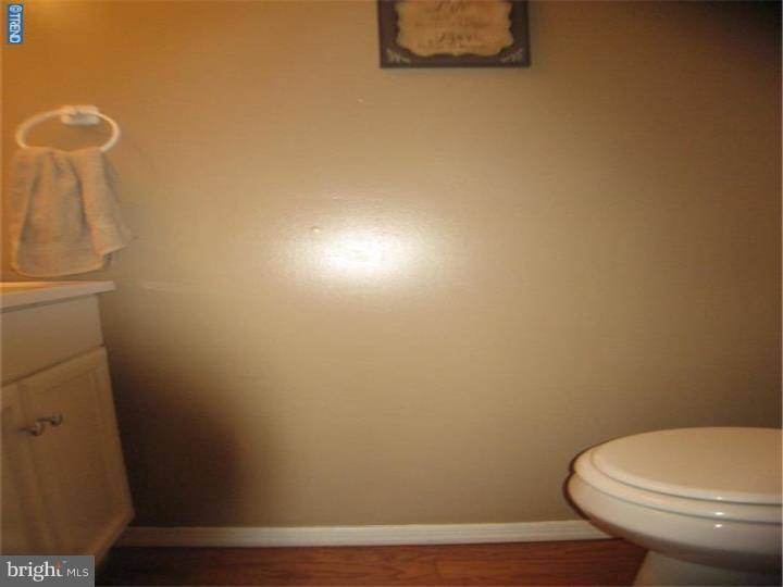 HOLME CIRCLE - Residential