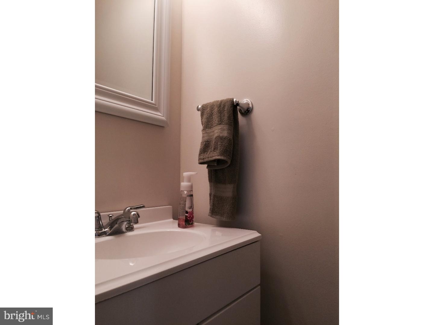 HOLME CIRCLE - Residential