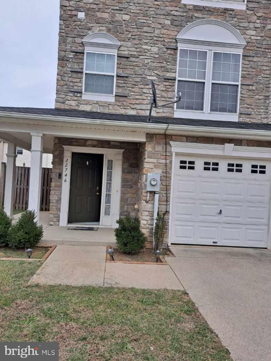 Beautiful and well-kept 3 level townhome with garage and stone front, minutes from NAS PAX, shopping and dining. Immaculate end unit. Covered front porch and over sized back deck for entertaining. Large lower level den walks out to fenced in the backyard. Stairs connected with the deck. Tub and standing shower. Huge closet. Following upgrades made: kitchen island, new backslash, mounted microwave, new appliances in the kitchen with warranties, new tiles in kitchen and downstairs, kitchen counters changed, and sinks in kitchen extended. You won't want to miss this one because it won't last long!

Also, new bedroom set and furniture up for sale.