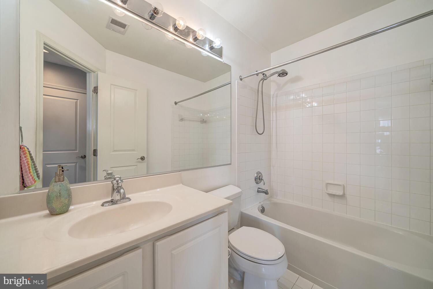 BRAMBLETON - Residential