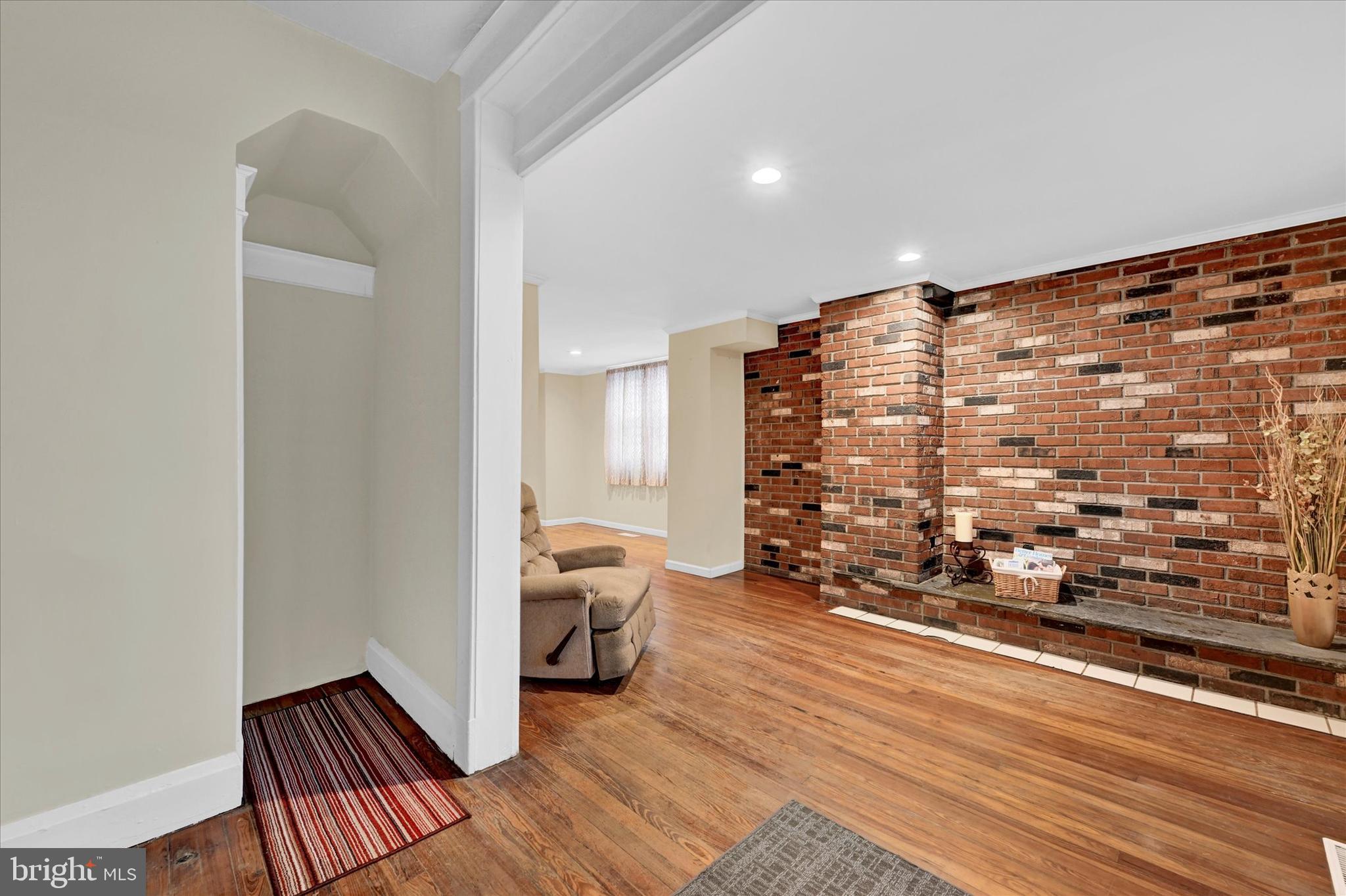 HAMILTON HEIGHTS - Residential