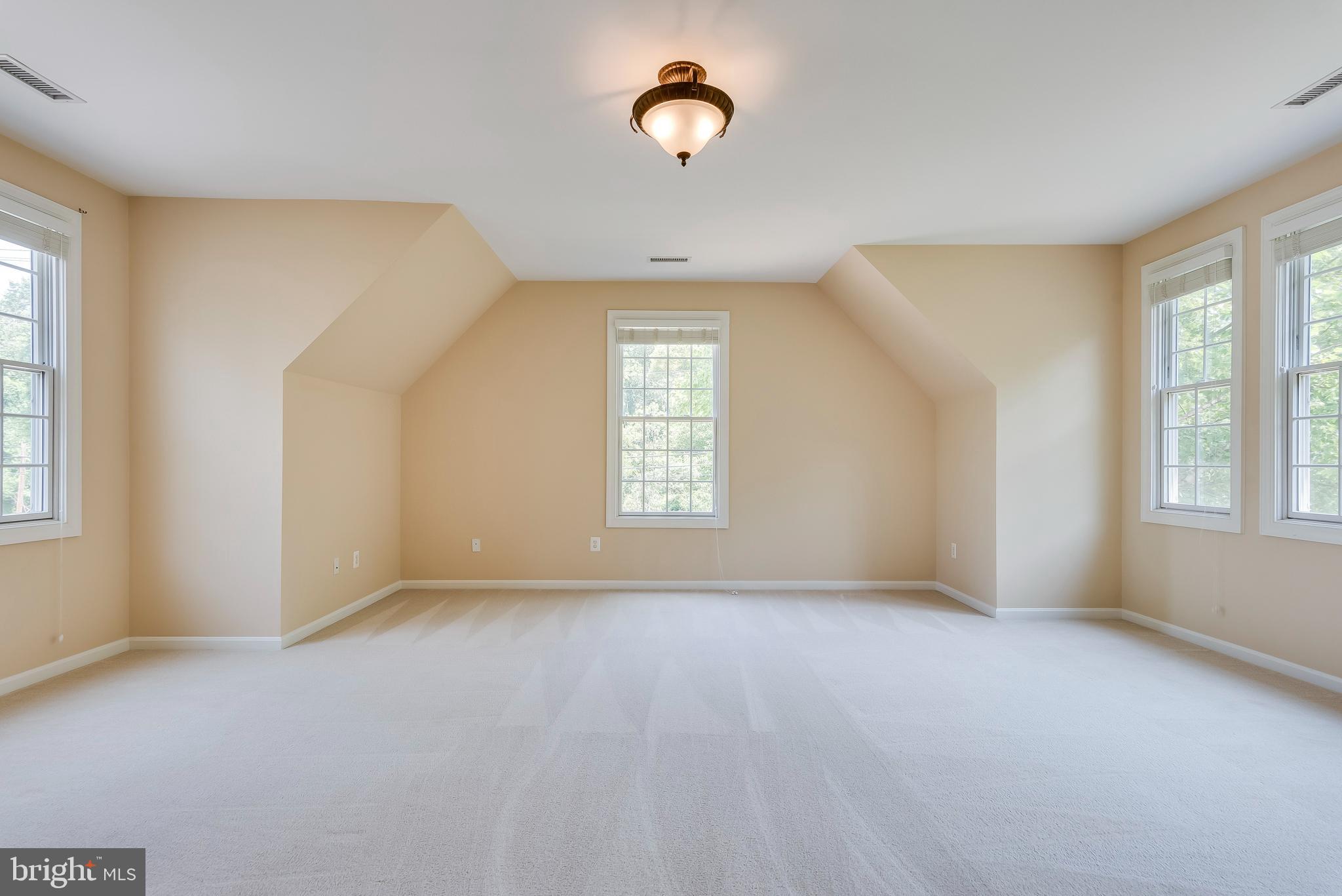 ST MARGARETS - Residential