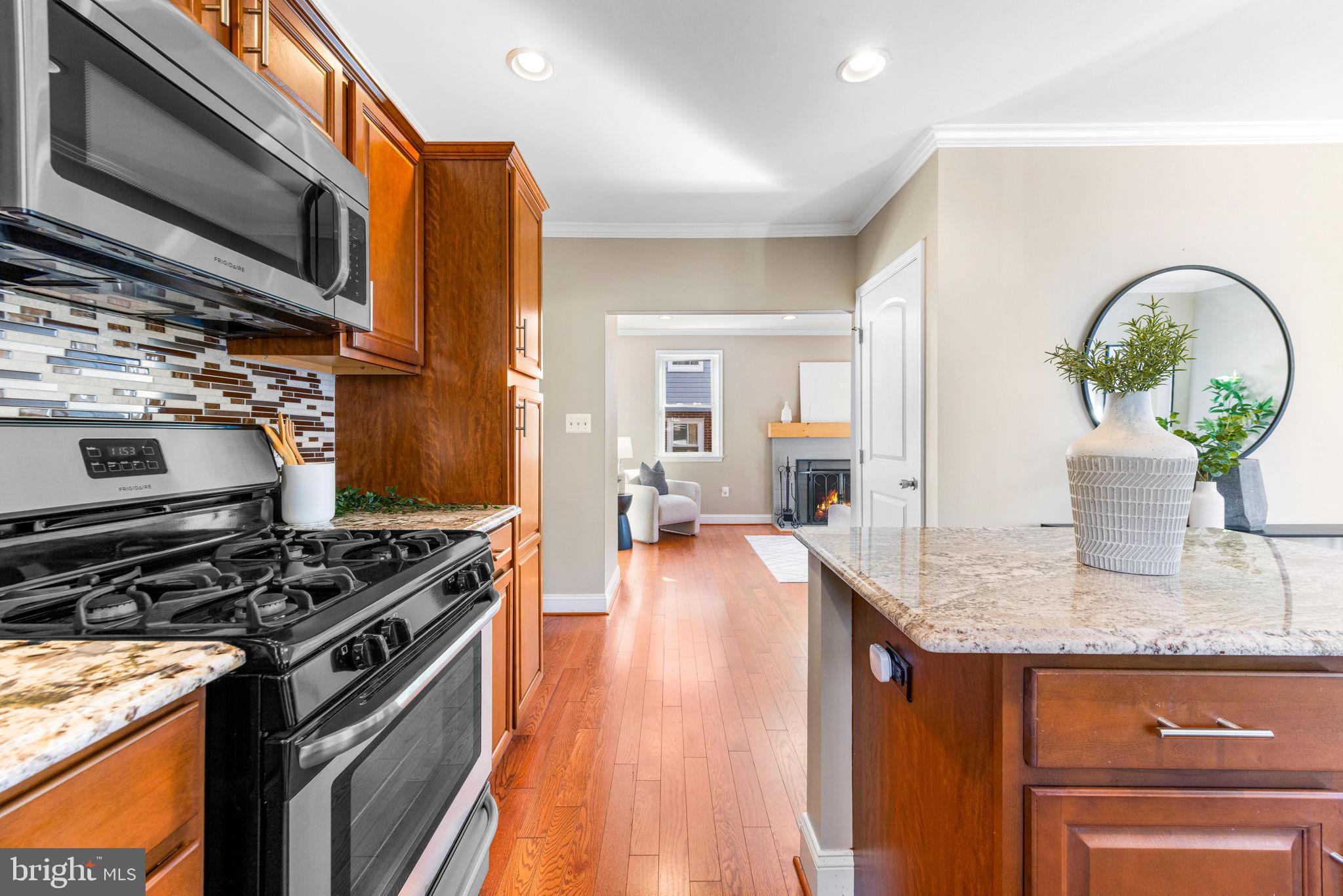 SHELBOURNE RIDGE - Residential