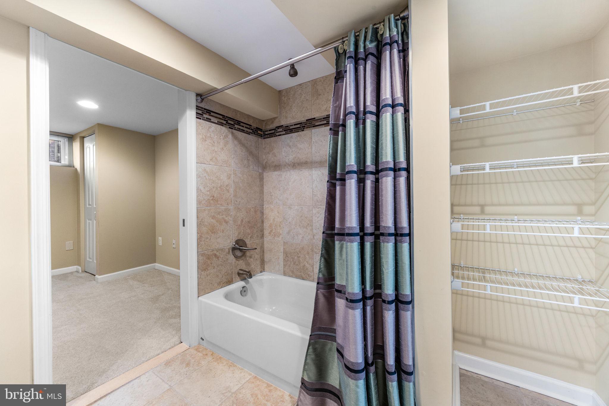 SHELBOURNE RIDGE - Residential