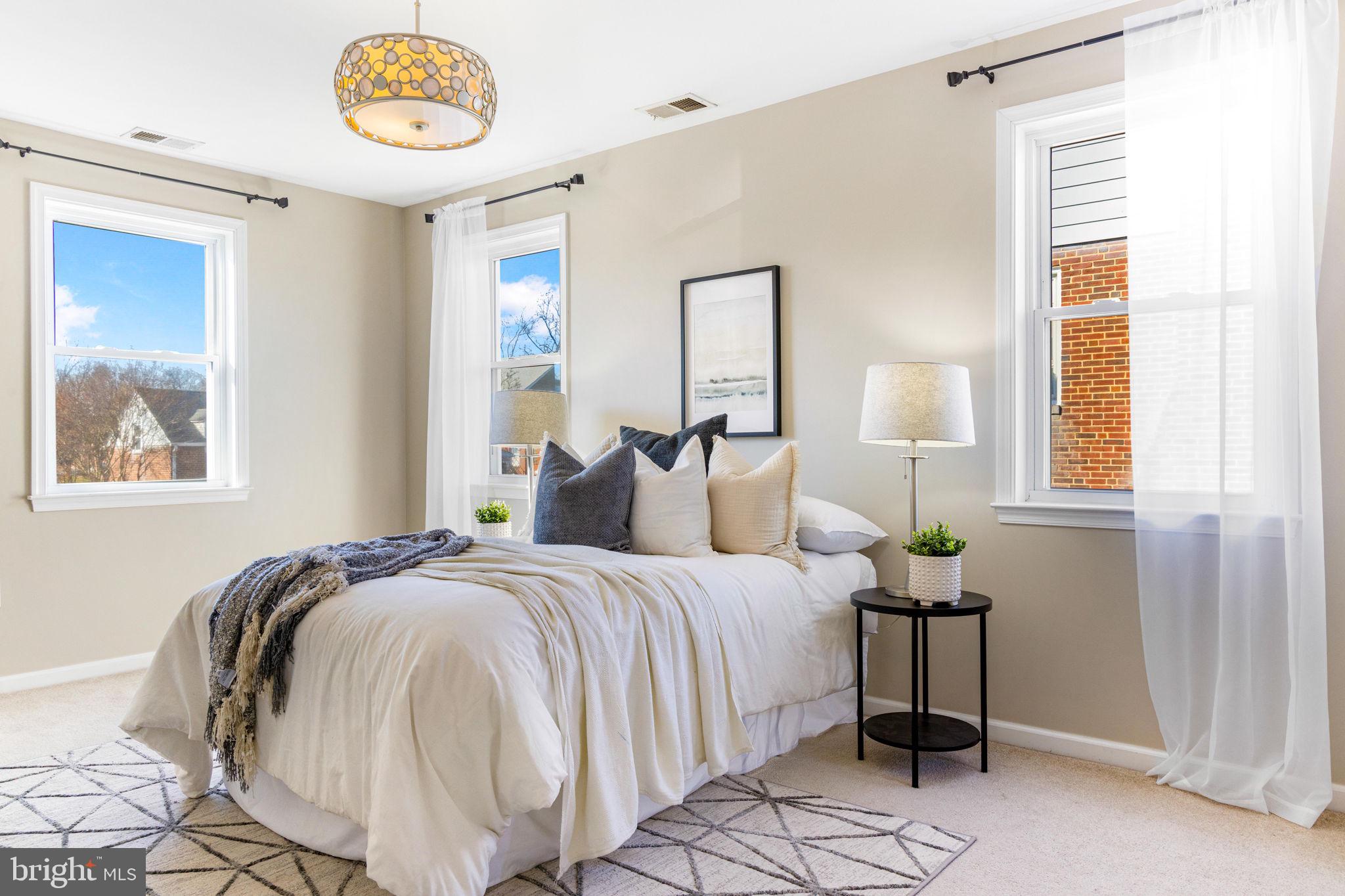 SHELBOURNE RIDGE - Residential