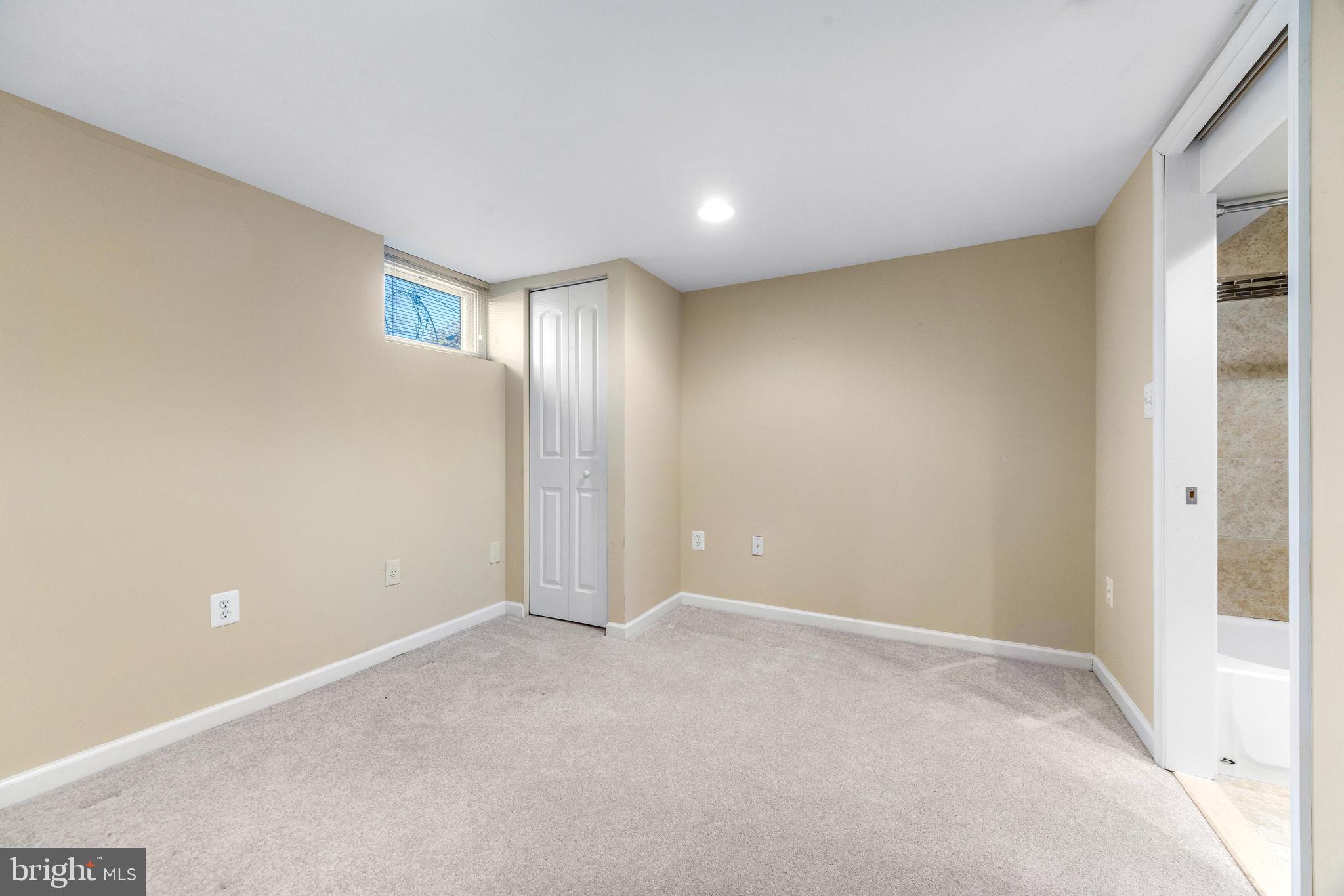 SHELBOURNE RIDGE - Residential