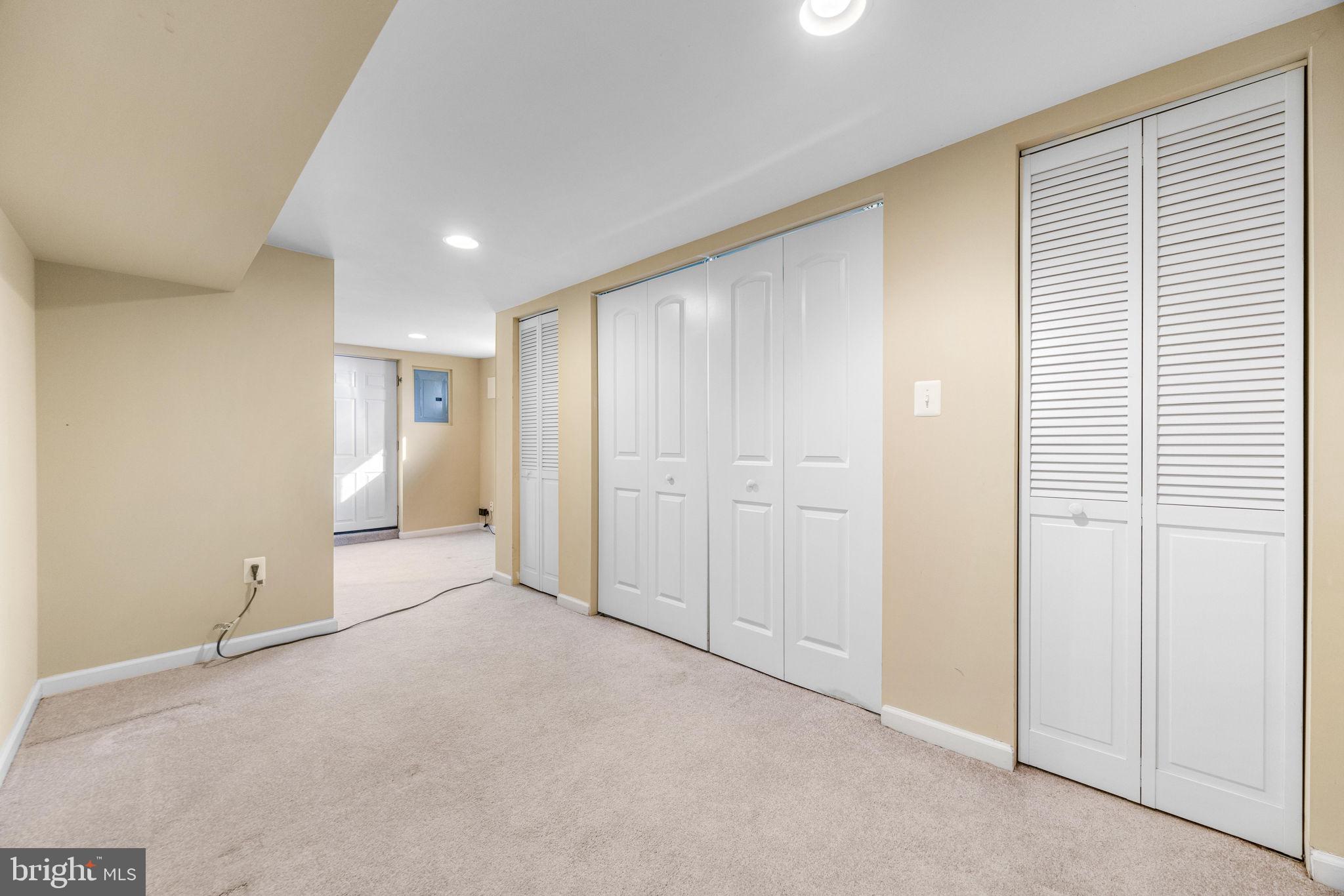 SHELBOURNE RIDGE - Residential