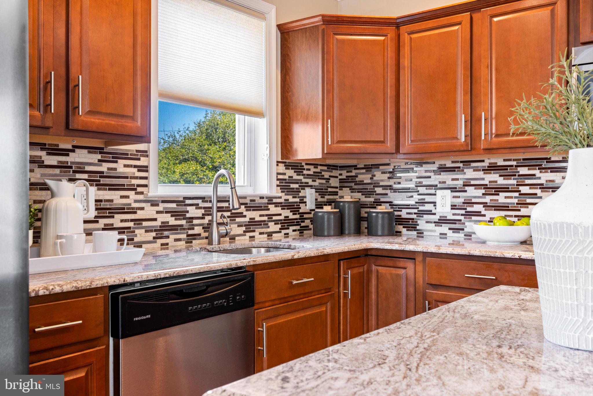 SHELBOURNE RIDGE - Residential