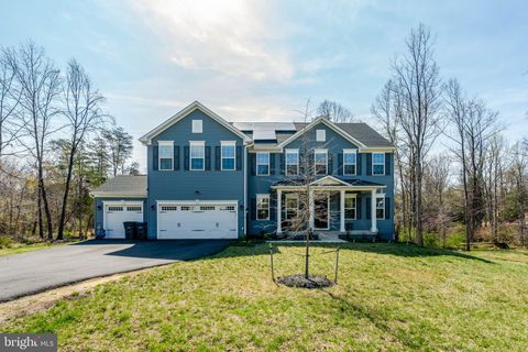 Photo of 3013 Forestdale Drive, WARRENTON, VA 20187 (MLS # VAFQ2021258)