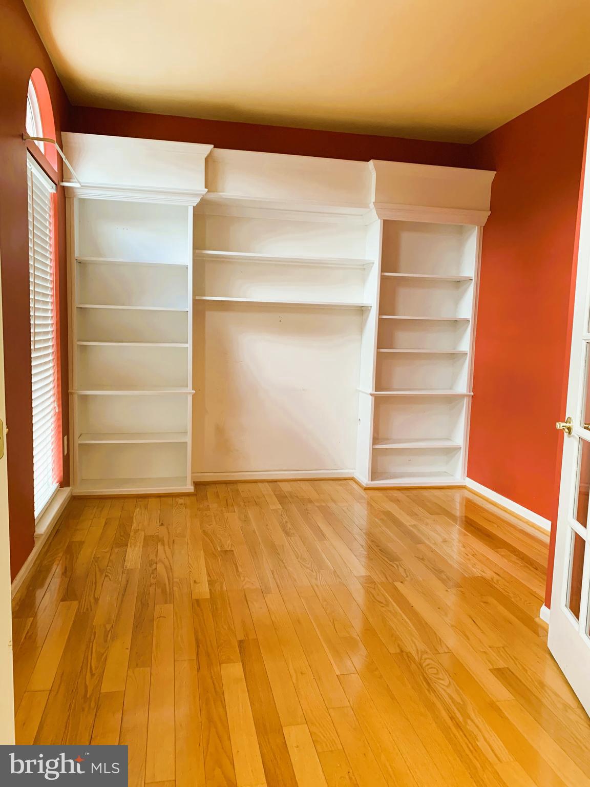 WALNUT RIDGE - Residential