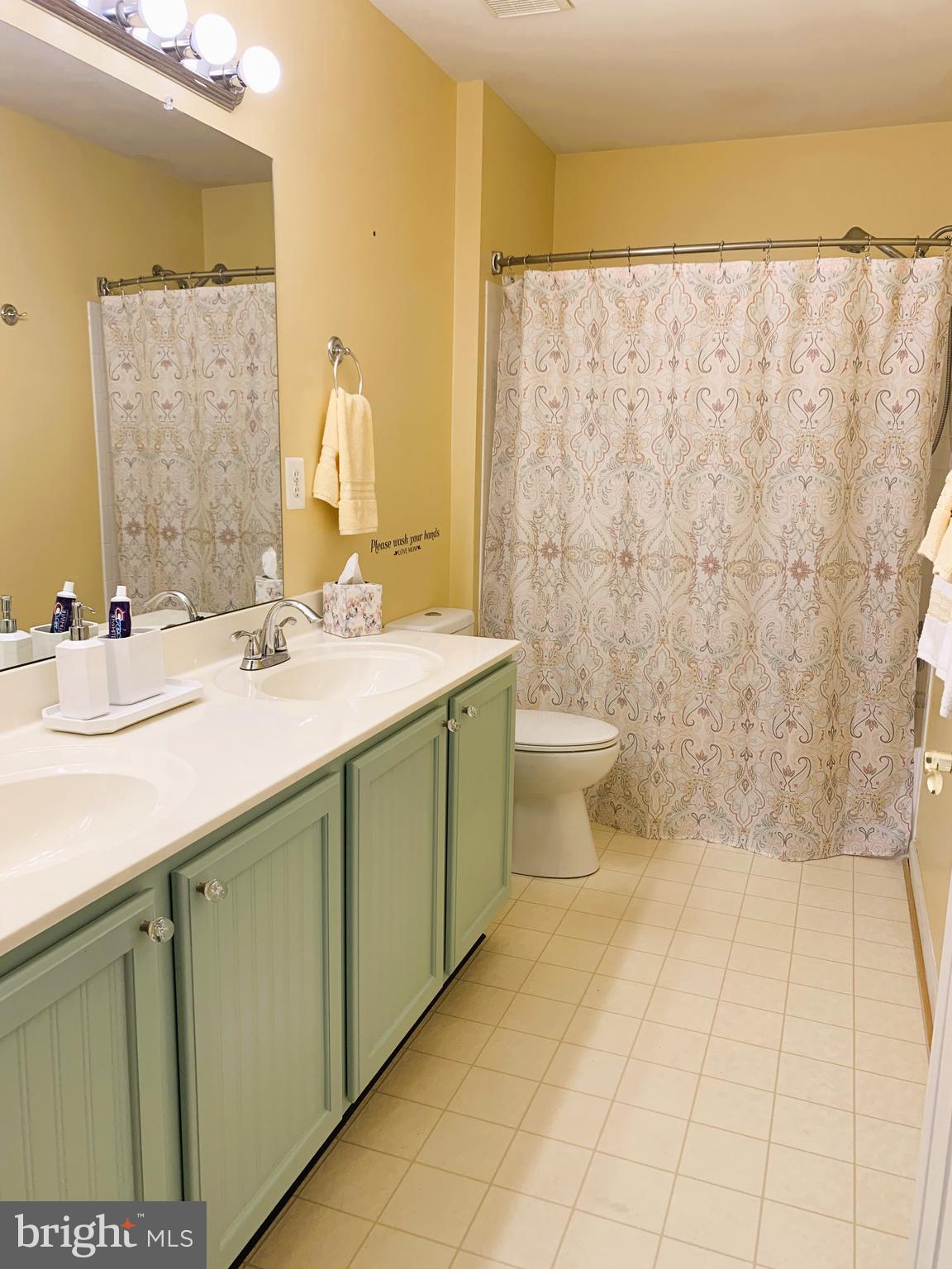 WALNUT RIDGE - Residential