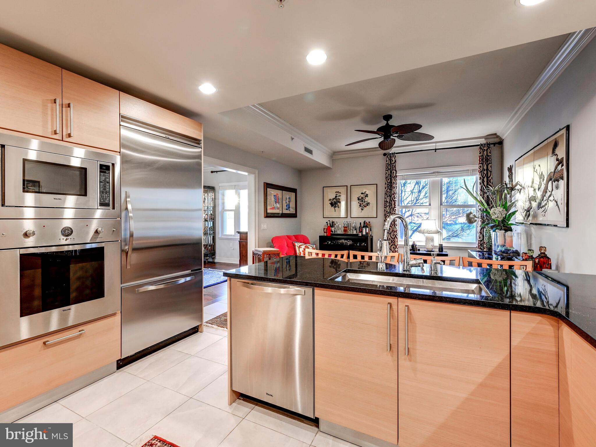 THE RITZ-CARLTON RESIDENCES - Residential