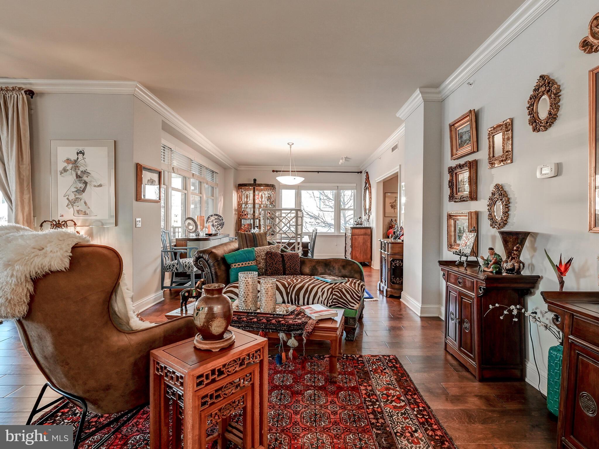 THE RITZ-CARLTON RESIDENCES - Residential