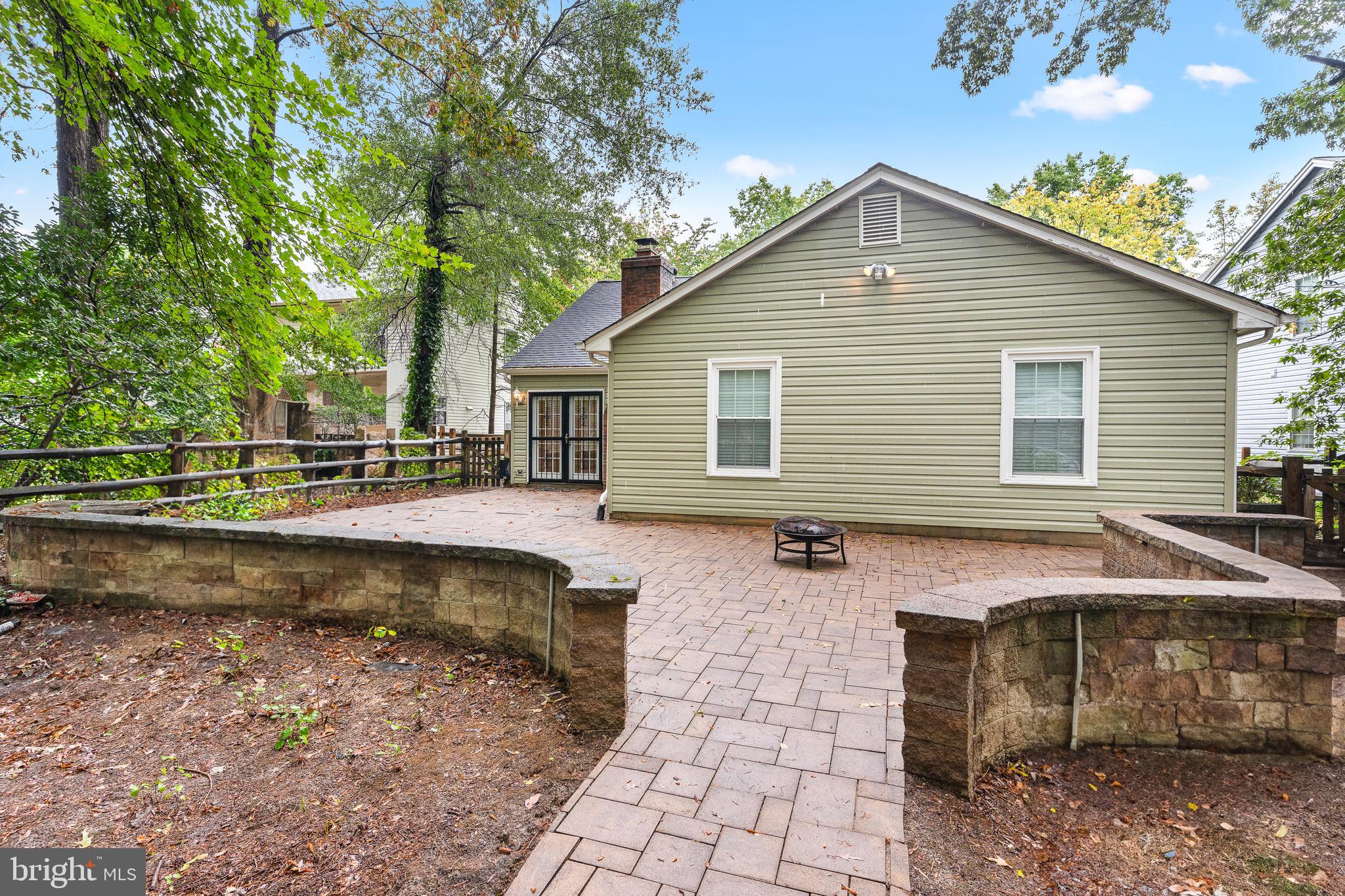 LANCASTER - Residential