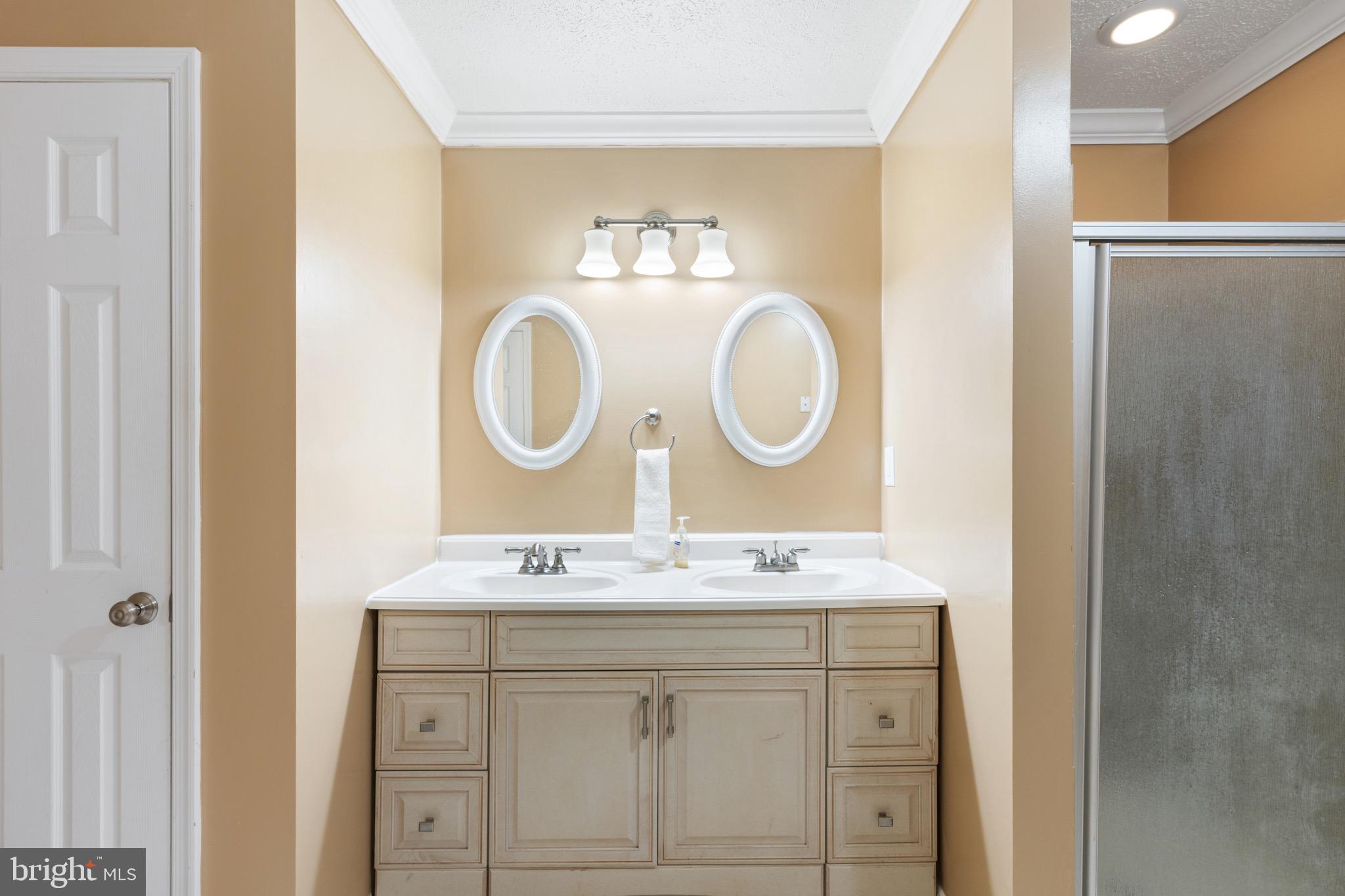 LANCASTER - Residential