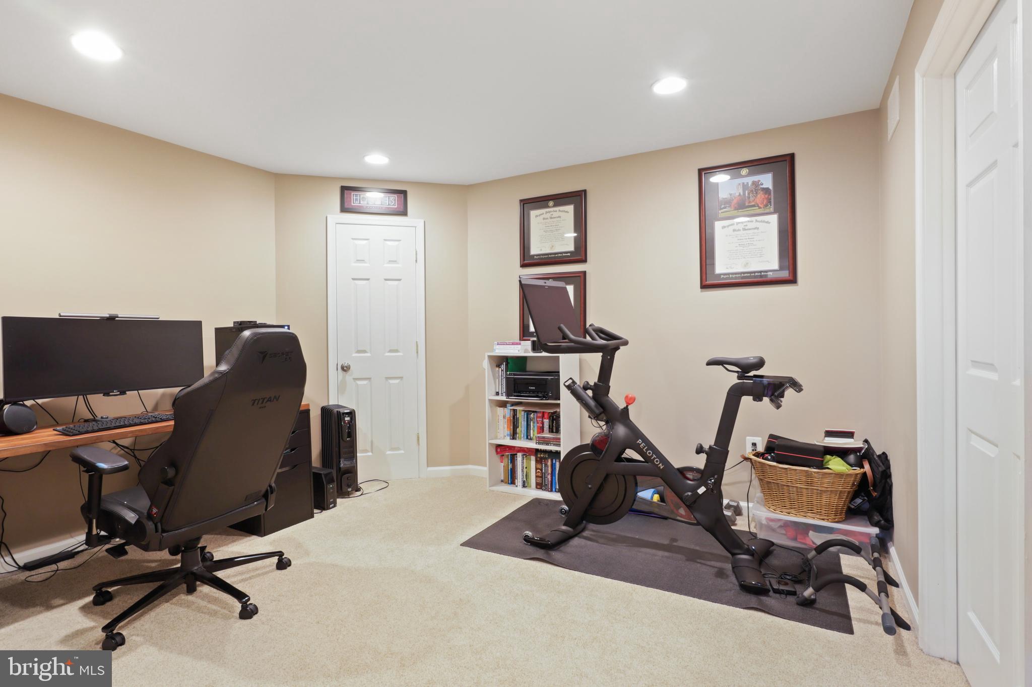 TWINBROOK - Residential