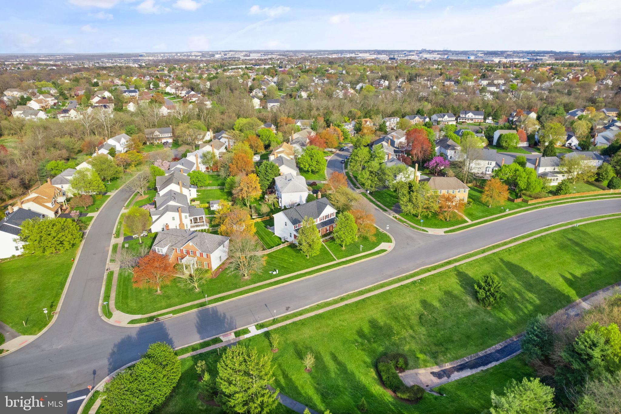 ASHBURN FARM - Residential