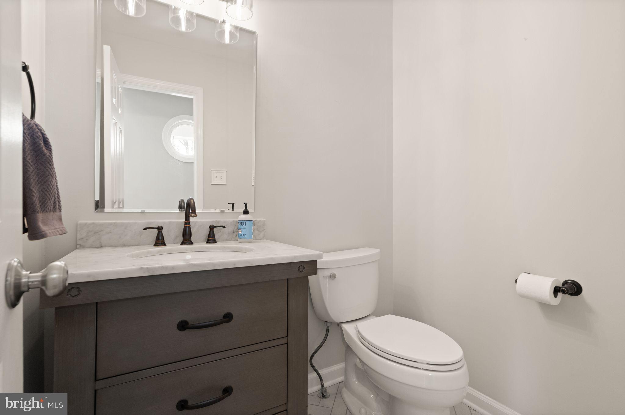 ASHBURN FARM - Residential